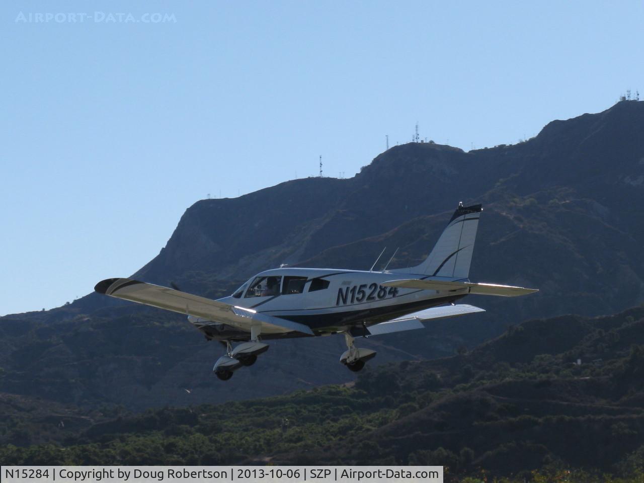 N15284, 1972 Piper PA-28-180 Cherokee C/N 28-7305049, 1972 Piper PA-28-180 CHEROKEE, Lycoming O&VO-360 180 Hp, landing Rwy 04