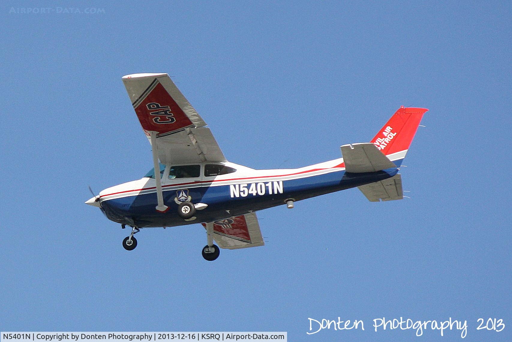 N5401N, 1980 Cessna 182Q Skylane C/N 18267691, Civil Air Patrol (N5401N) on approach to Sarasota-Bradenton International Airport