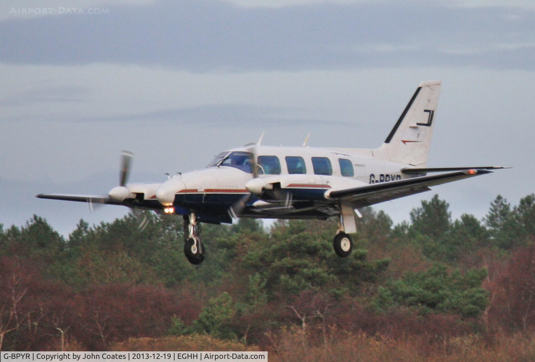 G-BPYR, 1977 Piper PA-31-310 C Navajo C/N 31-7812032, Finals to 26
