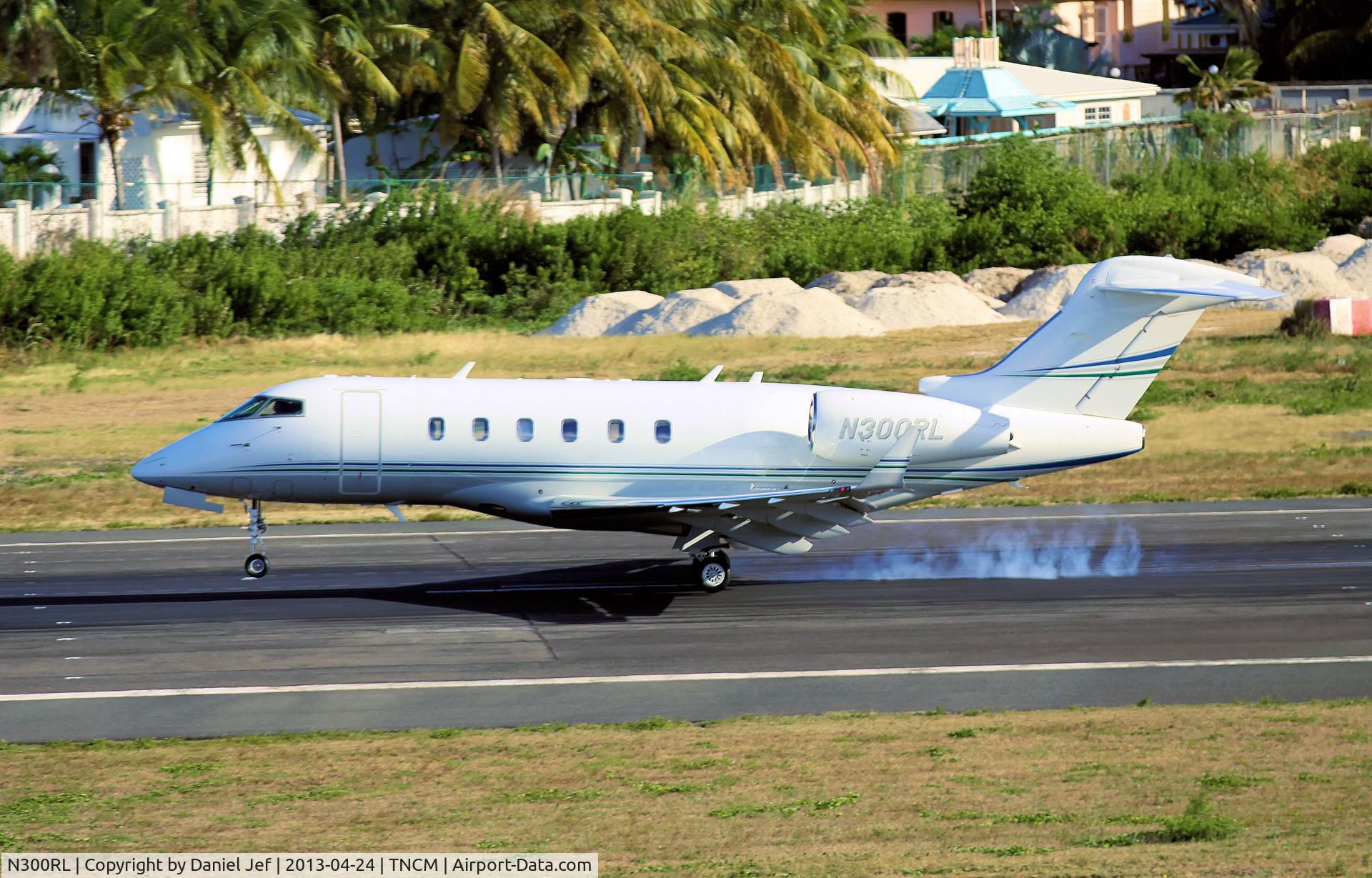 N300RL, 2006 Bombardier BD-100-1A10 Challenger 300 C/N 20090, N300RL