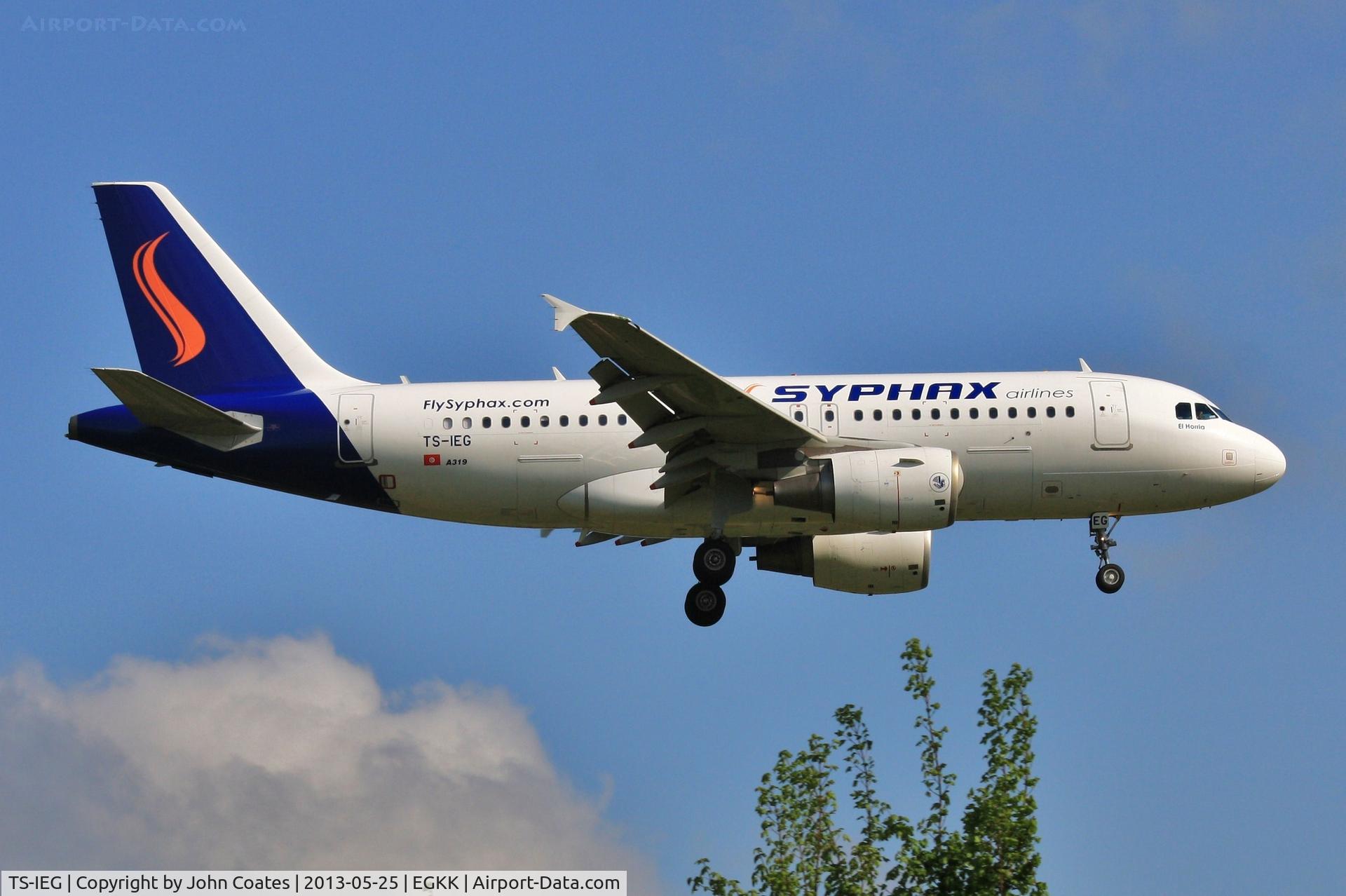 TS-IEG, 2009 Airbus A319-112 C/N 3872, Finals to 08R