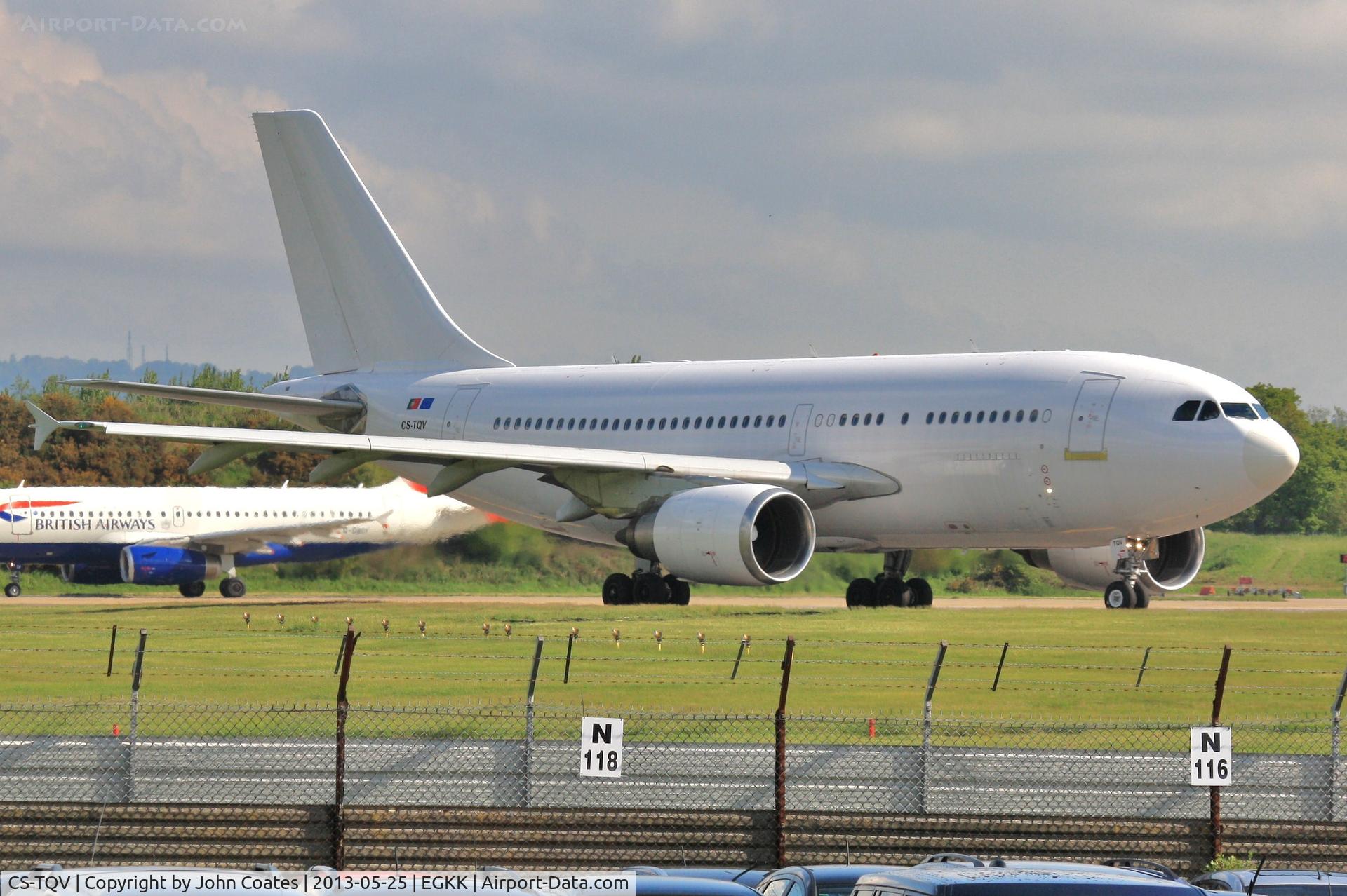 CS-TQV, 1988 Airbus A310-304 C/N 494, Waiting to enter 08R