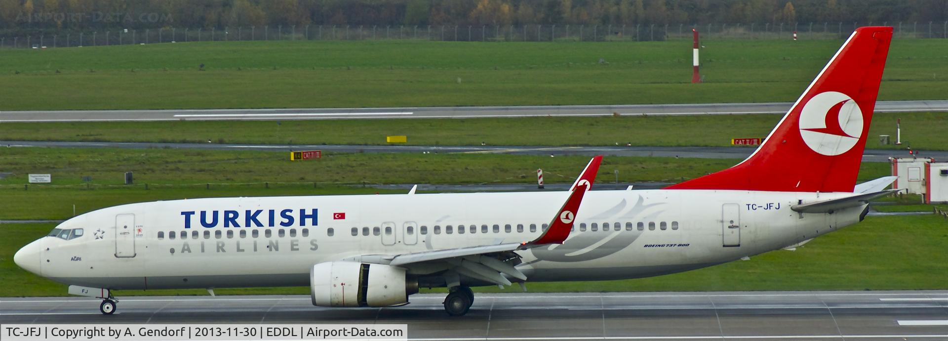 TC-JFJ, 1999 Boeing 737-8F2 C/N 29772, Turkish Airlines, is here on RWY 23L shortly after landing at Düsseldorf Int´l(EDDL)