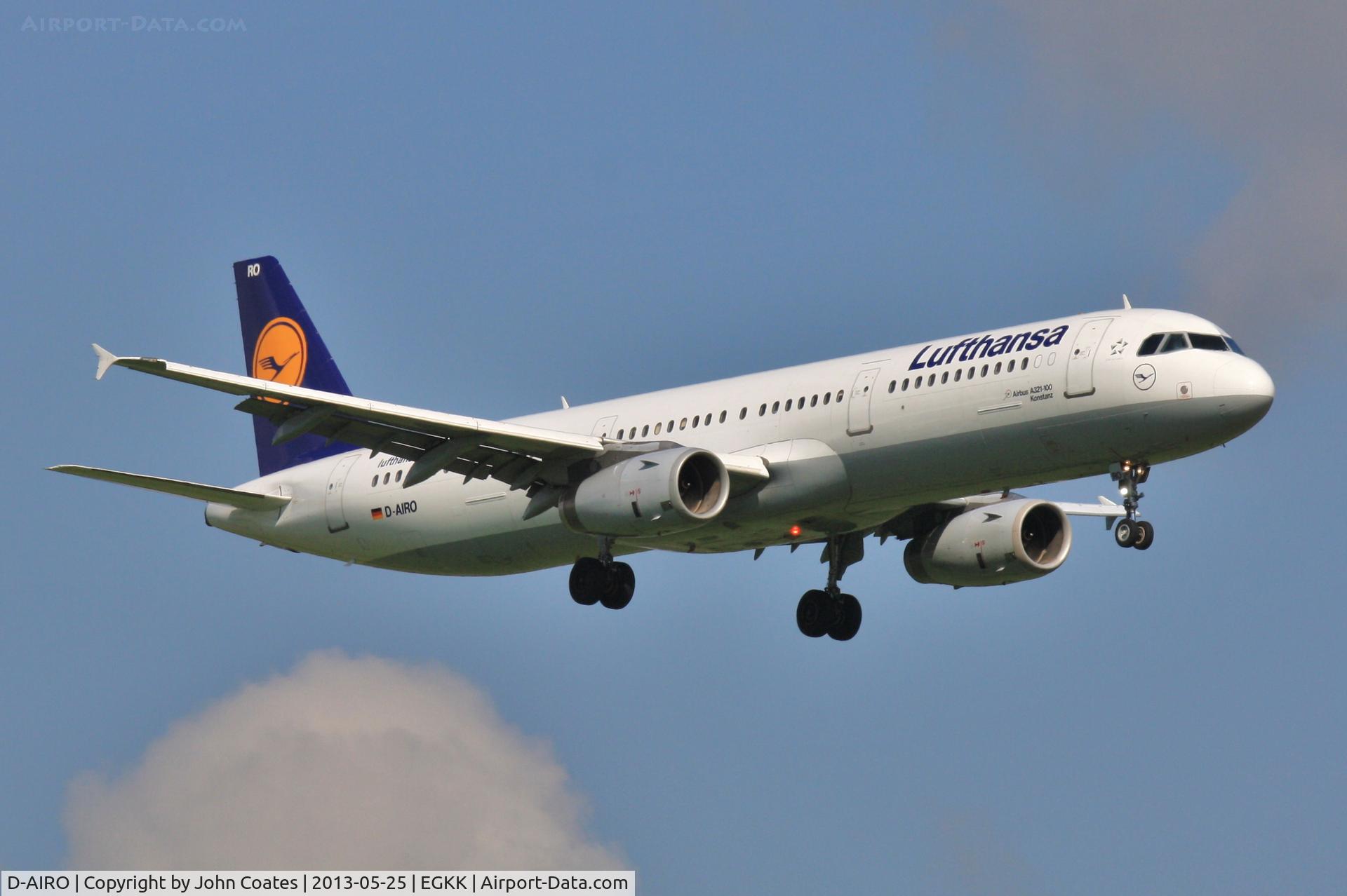 D-AIRO, 1995 Airbus A321-131 C/N 0563, On approach to 08R