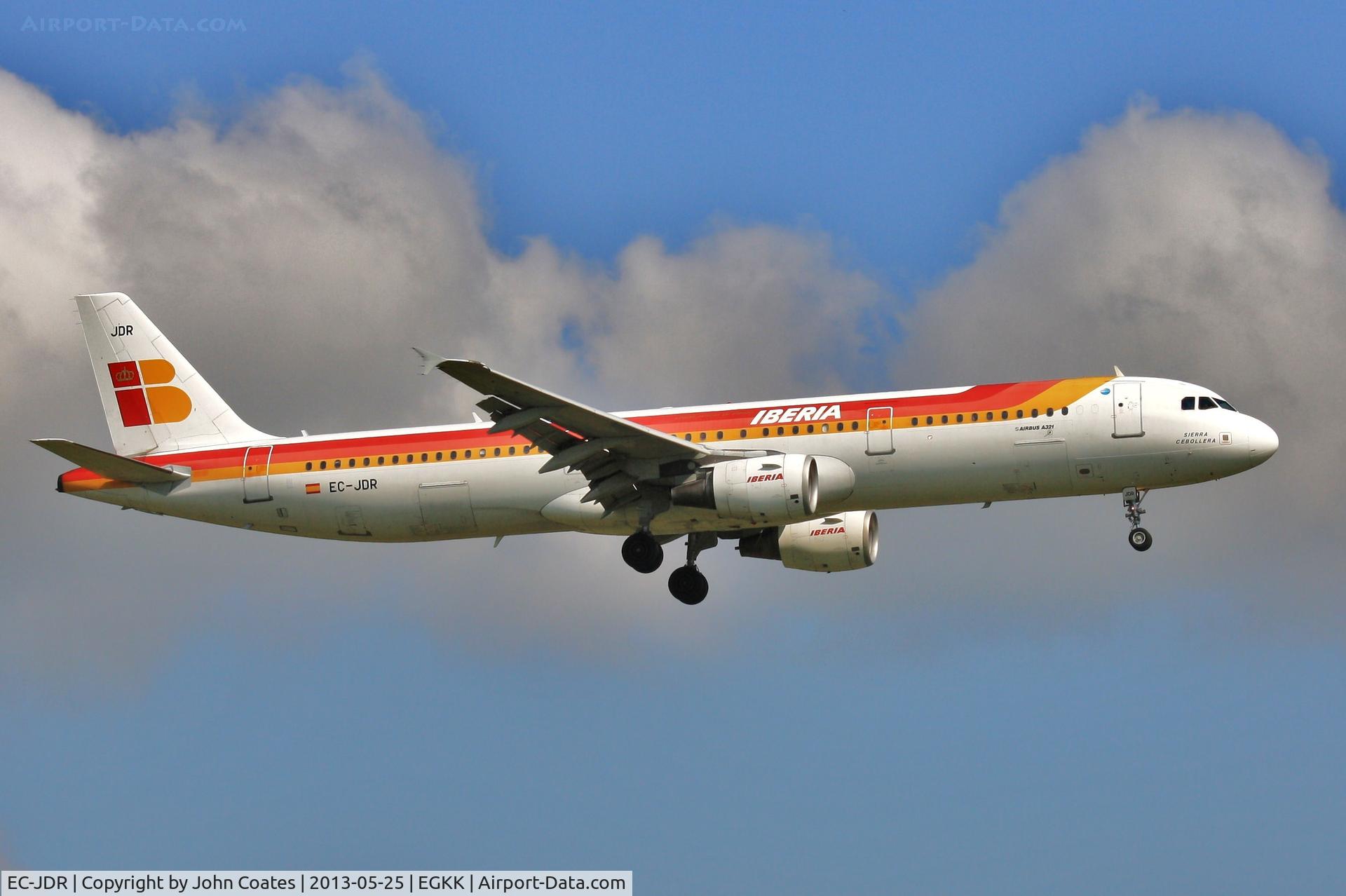 EC-JDR, 2005 Airbus A321-211 C/N 2488, Finals to 08R