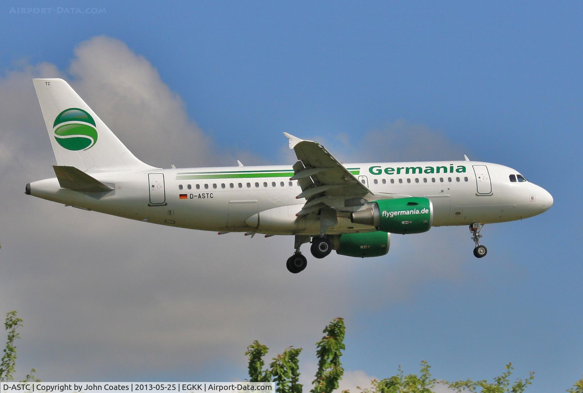 D-ASTC, 2012 Airbus A319-112 C/N 5085, Finals to 08R