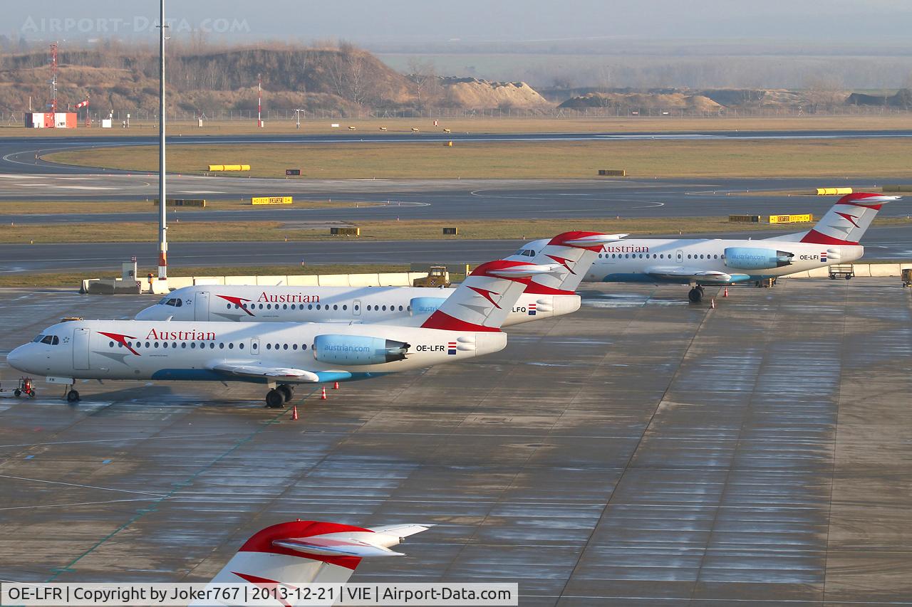 OE-LFR, 1996 Fokker 70 (F-28-0070) C/N 11572, Austrian Airlines