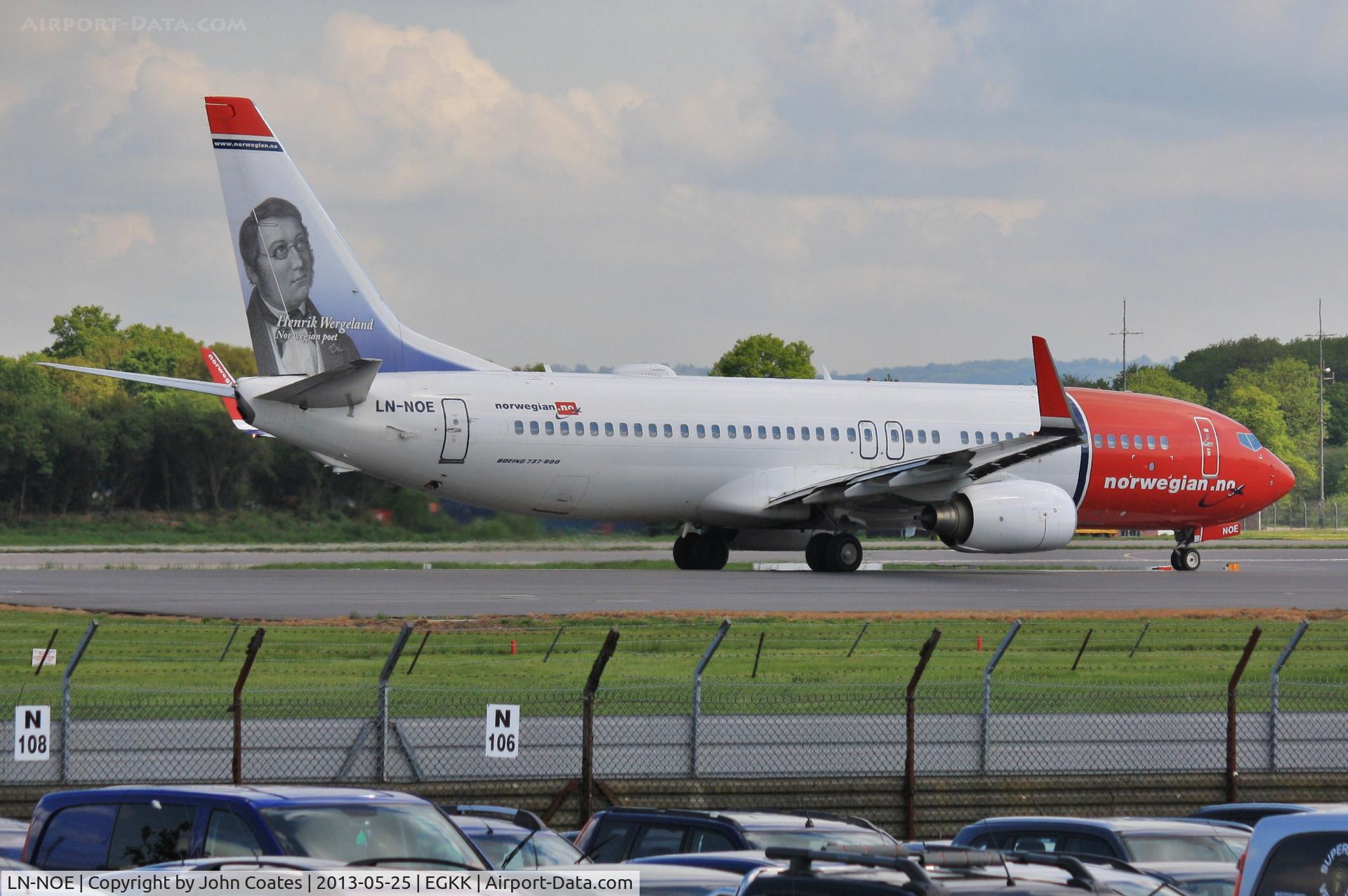LN-NOE, 2008 Boeing 737-8Q8 C/N 35283, Rolling down 08R
