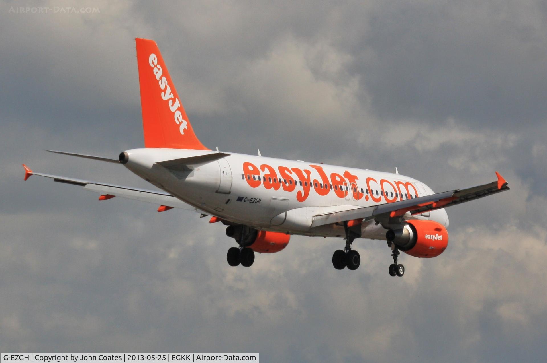 G-EZGH, 2011 Airbus A319-111 C/N 4667, About to touchdown 08R