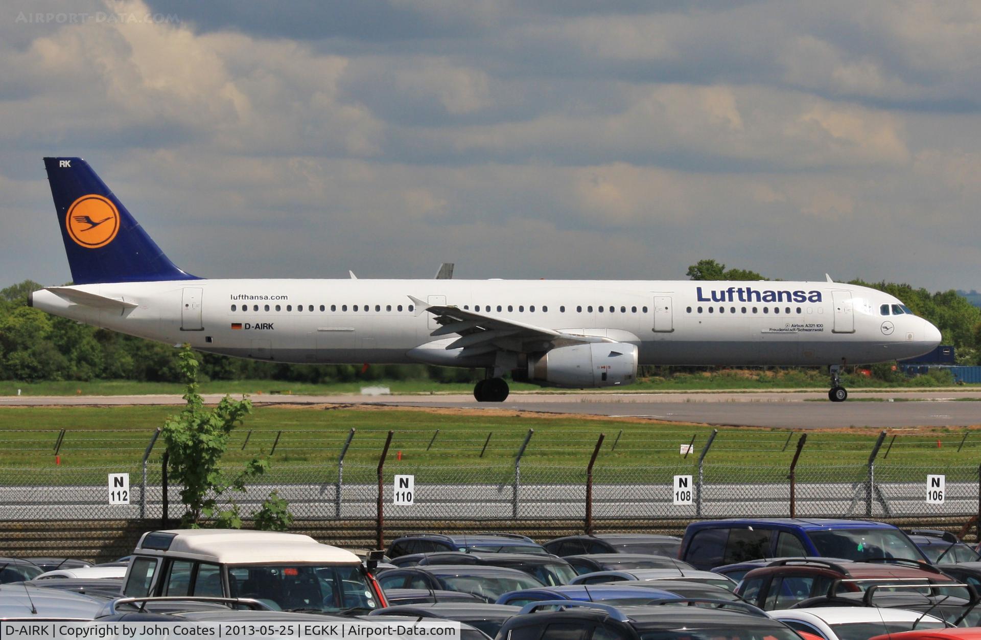 D-AIRK, 1994 Airbus A321-131 C/N 0502, Waiting to enter 08R
