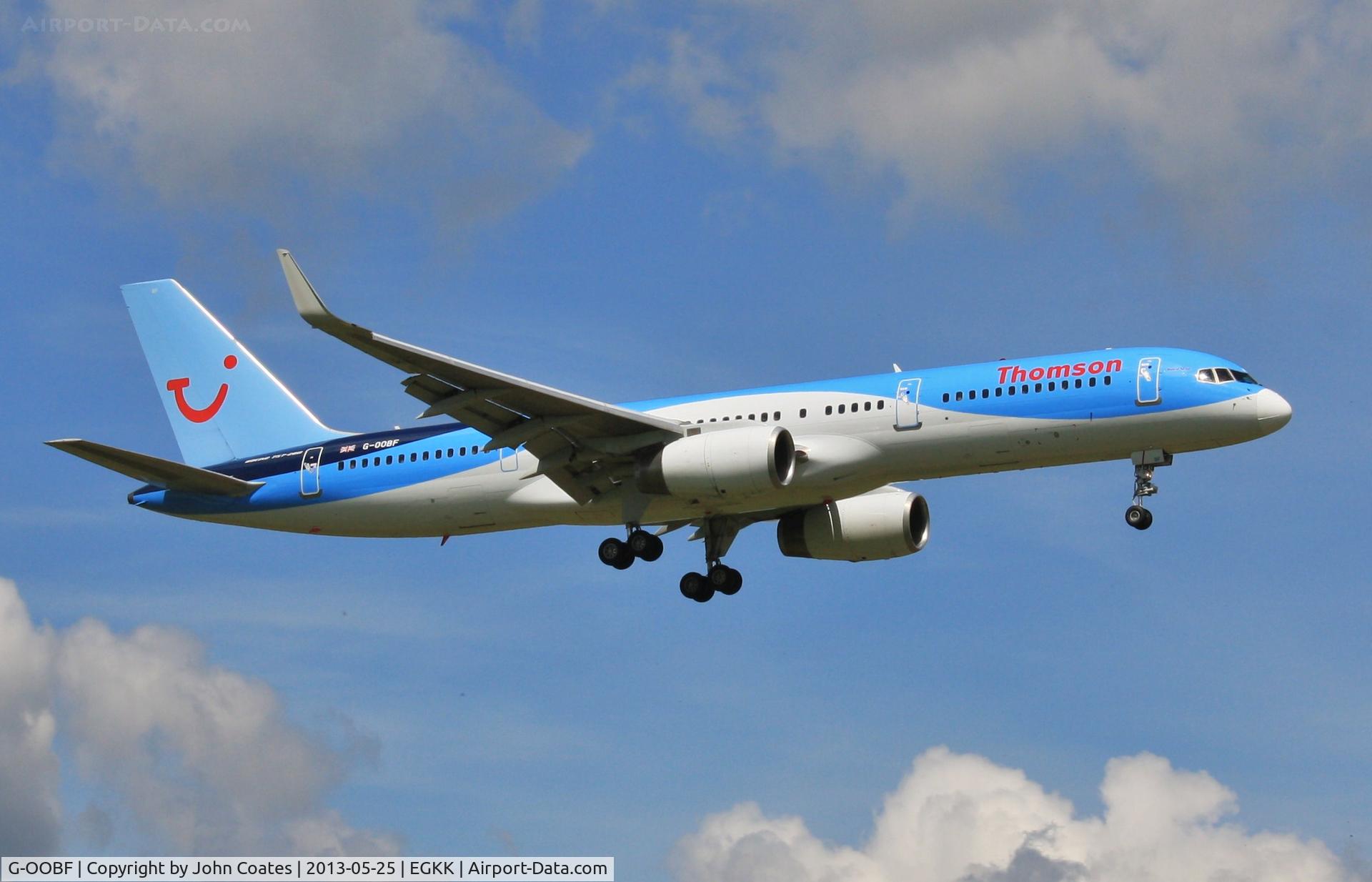 G-OOBF, 2004 Boeing 757-28A C/N 33101, Finals to 08R