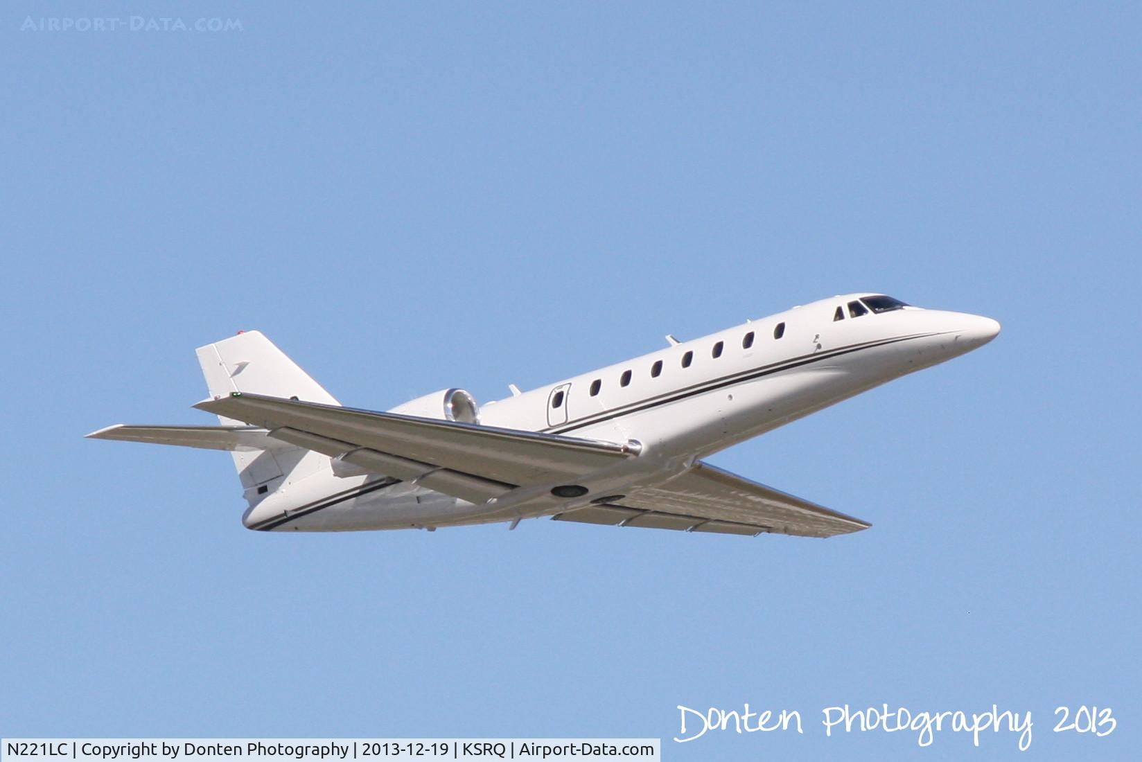 N221LC, 2008 Cessna 680 Citation Sovereign C/N 680-0228, Cessna Citation Sovereign (N221LC) departs Sarasota-Bradenton International Airport