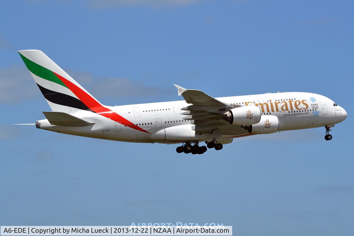 A6-EDE, 2008 Airbus A380-861 C/N 017, At Auckland