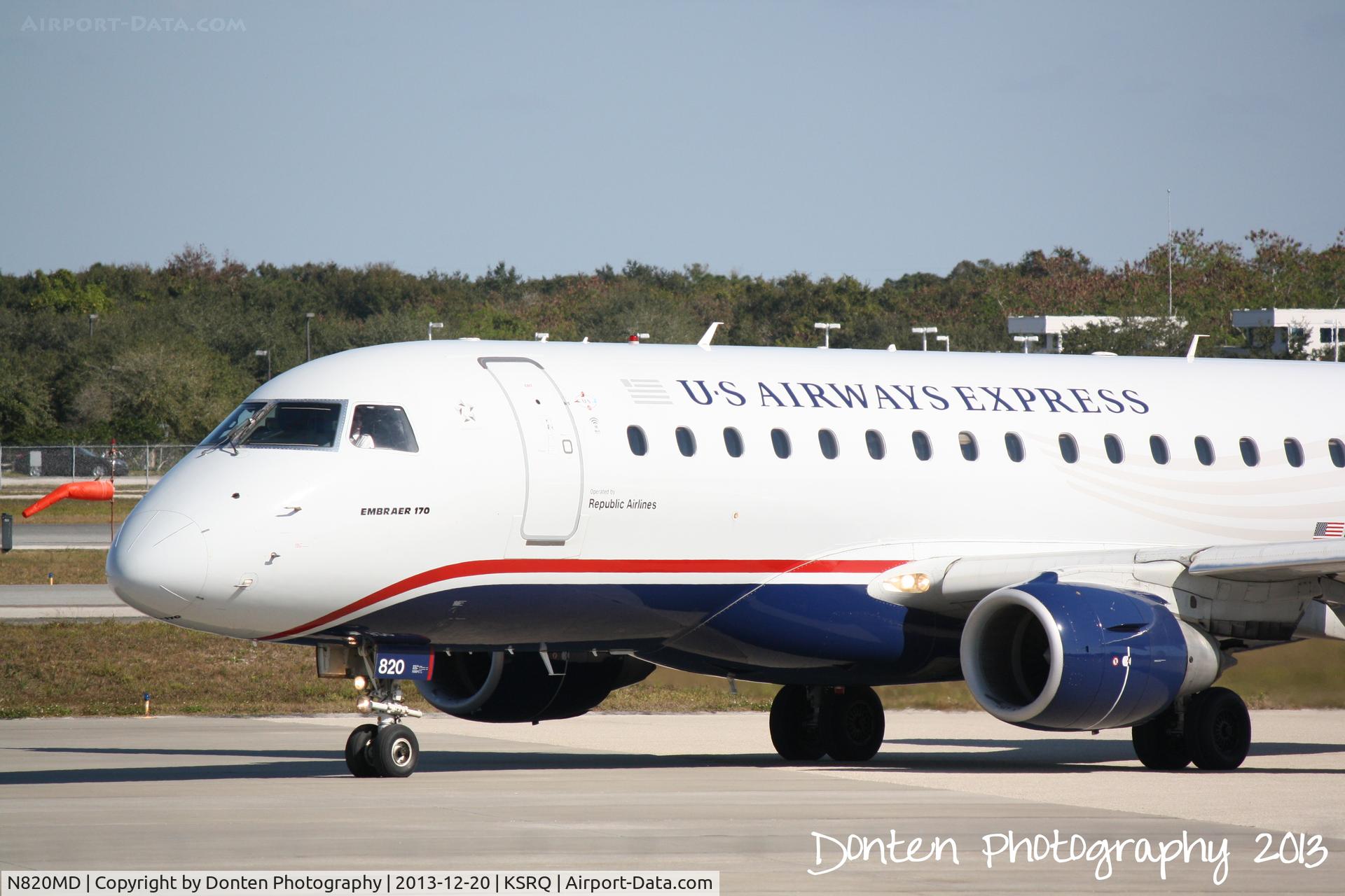 N820MD, 2004 Embraer 170SU (ERJ-170-100SU) C/N 17000041, US Air Flight 3346 operated by Republic arrives at Sarasota-Bradenton International Airport following a flight from Reagan National