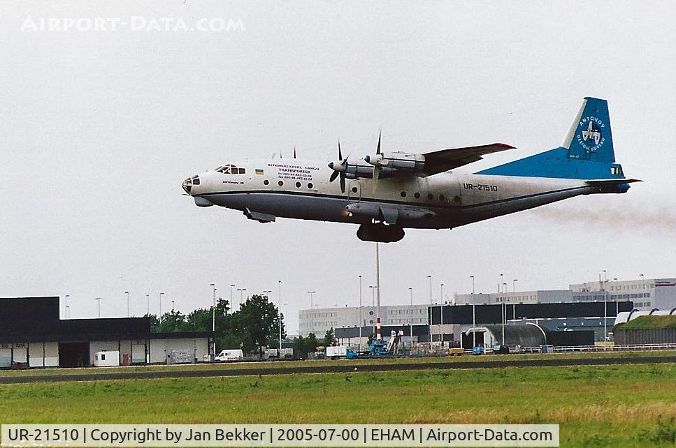 UR-21510, Antonov An-12BP C/N 0901404, Schiphol, taking off