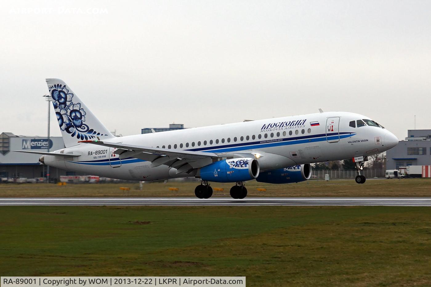 RA-89001, 2011 Sukhoi SuperJet 100-95LR C/N 95008, The first landing at LKPR