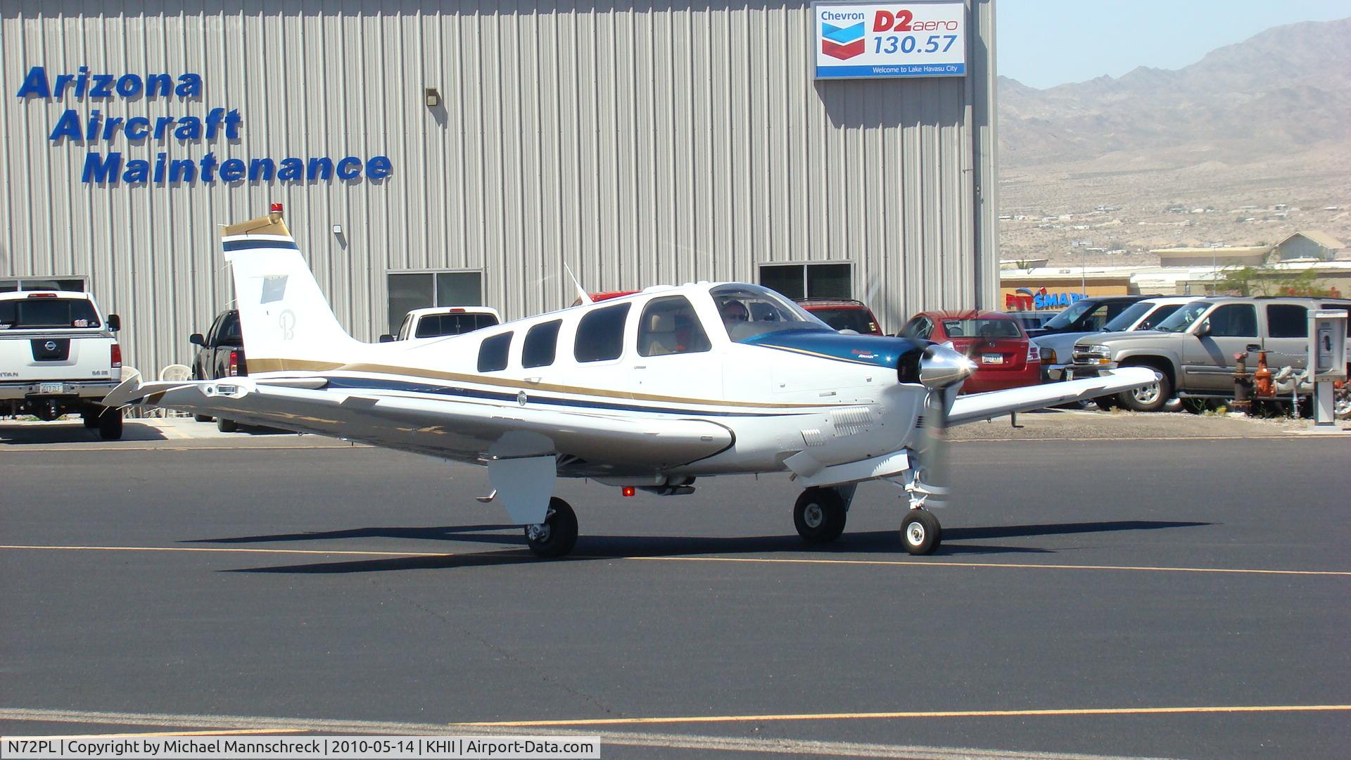 N72PL, Raytheon Aircraft Company G36 C/N E-3726, Taxing out of Ramp
