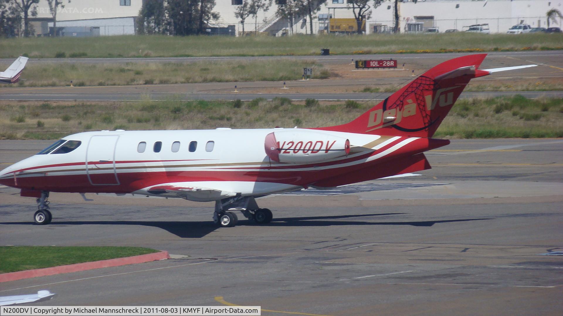 N200DV, Sino Swearingen SJ30-2 C/N 008, Parked on Ramp