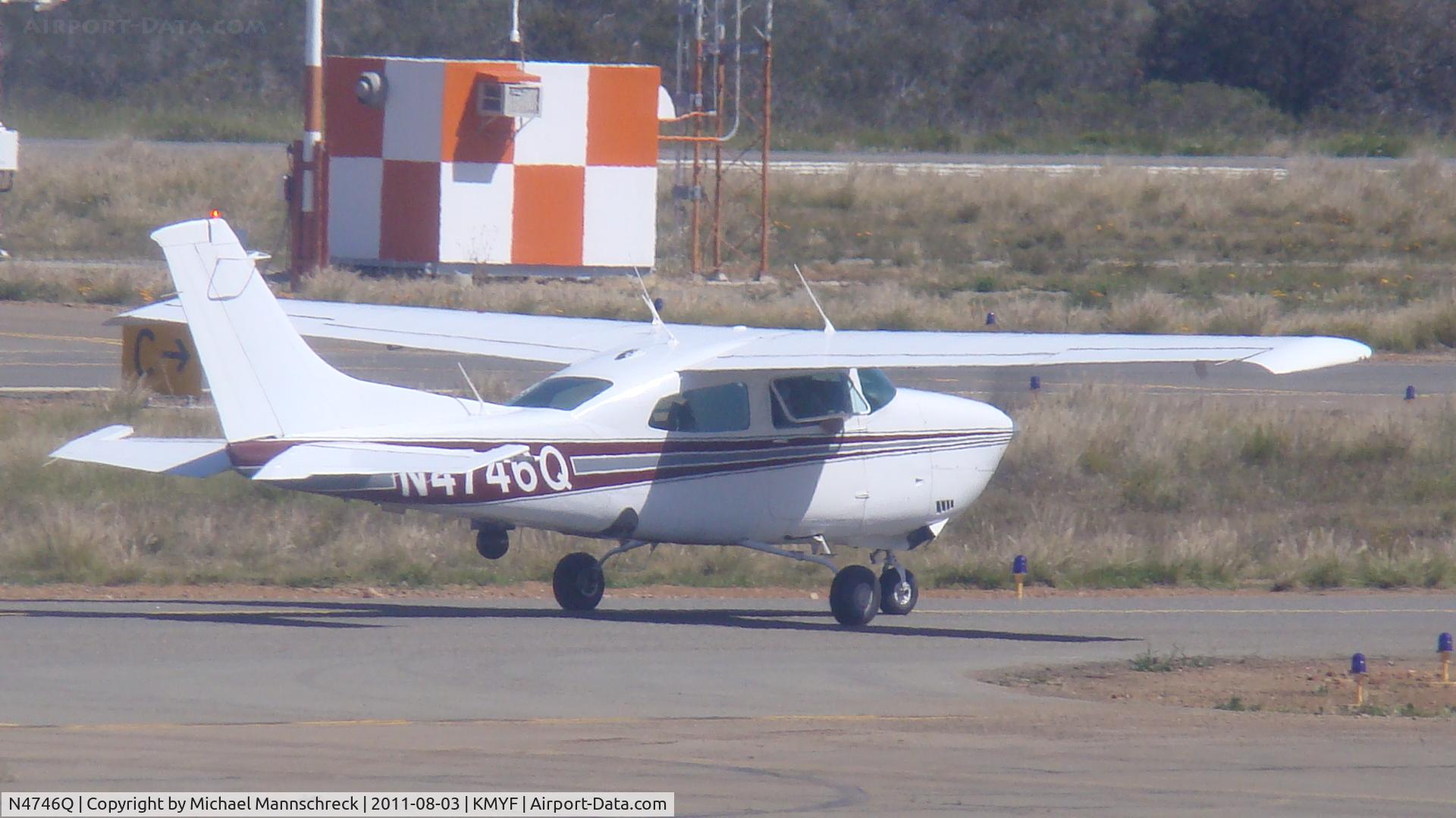 N4746Q, Cessna T210M Turbo Centurion C/N 21062586, This  Cessna 210 has a  Camera Mounted on its Side