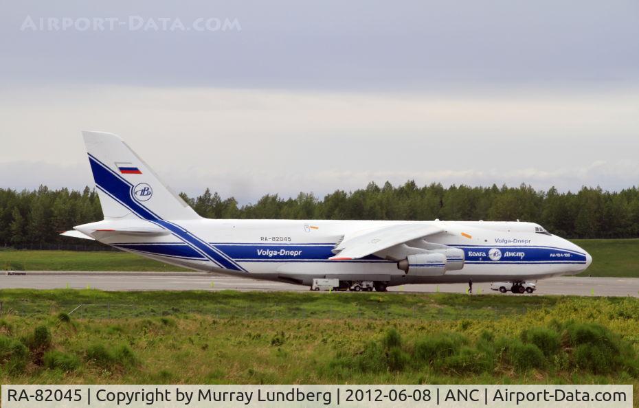RA-82045, 1991 Antonov An-124-100 Ruslan C/N 9773052255113, Parked at Anchorage, Alaska.