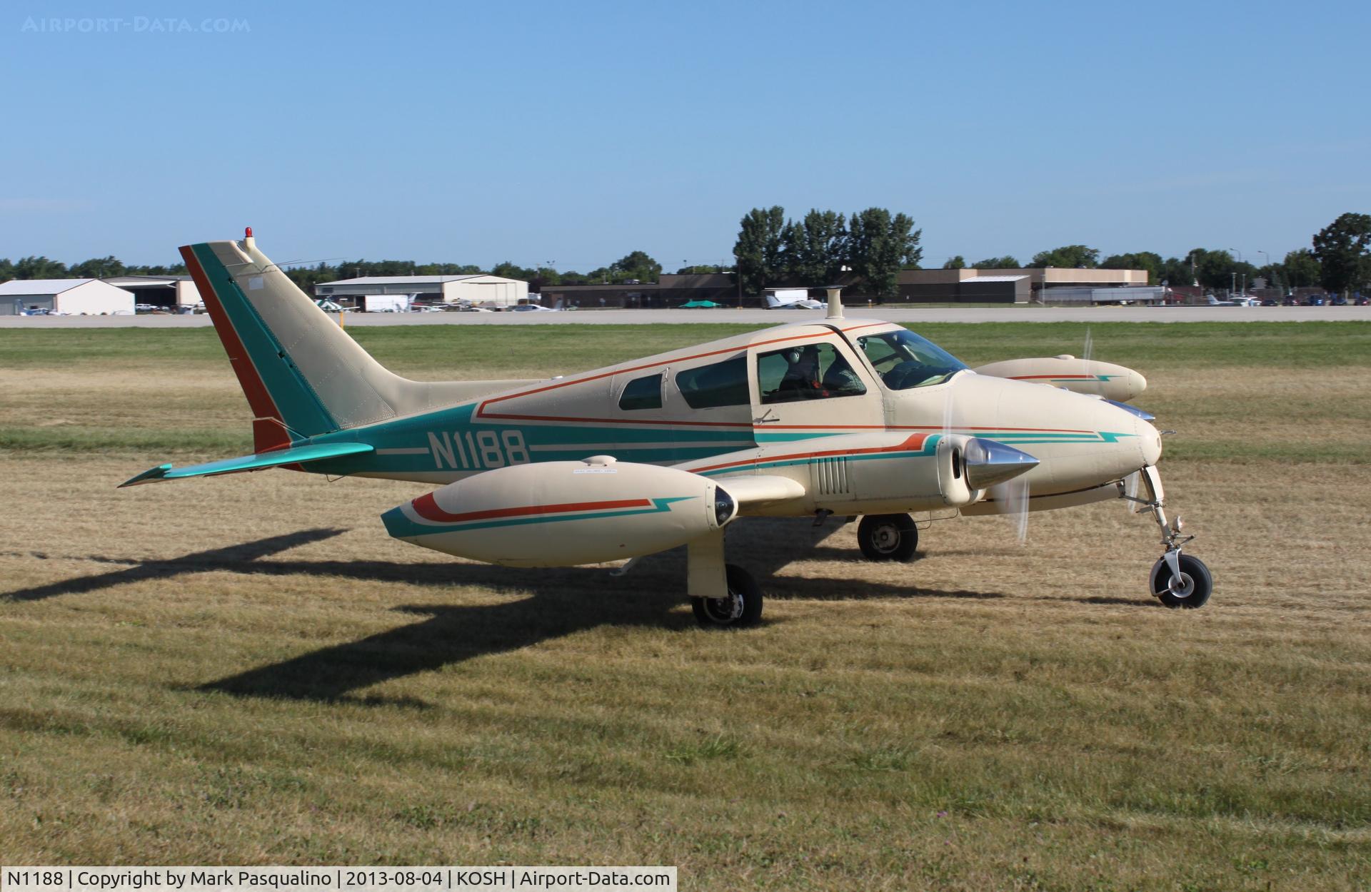 N1188, 1960 Cessna 310D C/N 39152, Cessna 310D