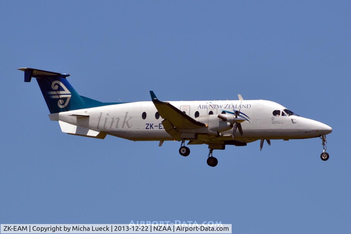 ZK-EAM, 2002 Beech 1900D C/N UE-436, At Auckland