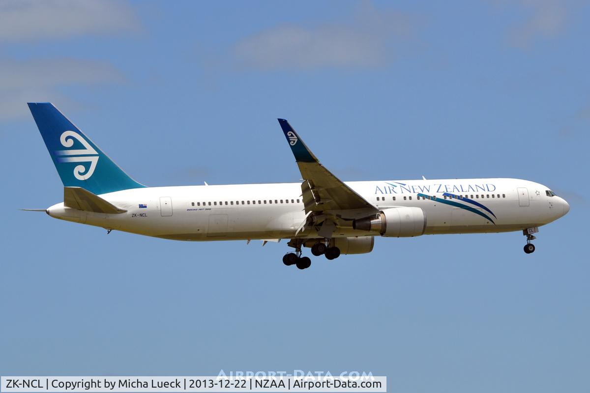 ZK-NCL, 1997 Boeing 767-319/ER C/N 28745, At Auckland
