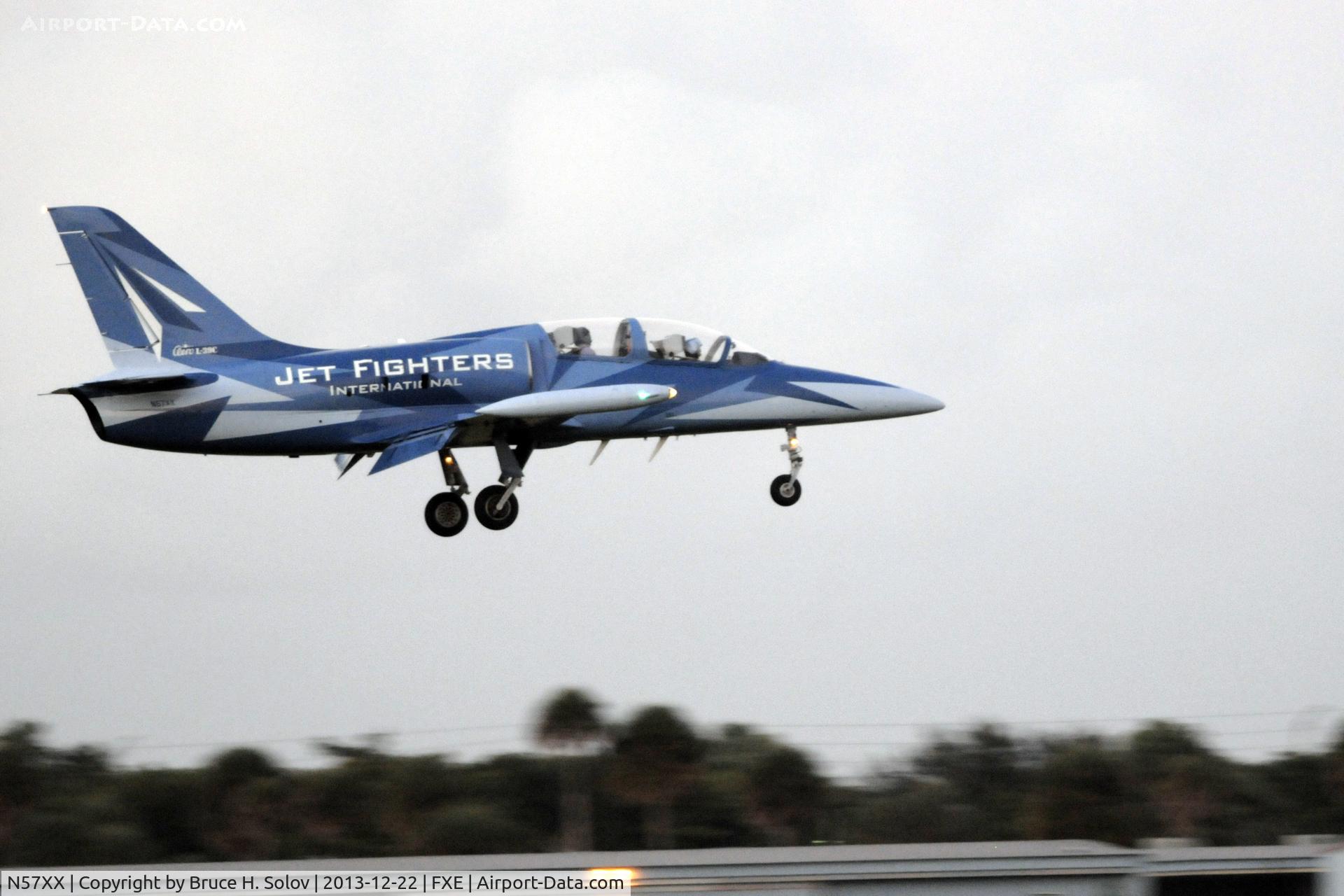 N57XX, 1983 Aero L-39C Albatros C/N 332518, landing at FXE