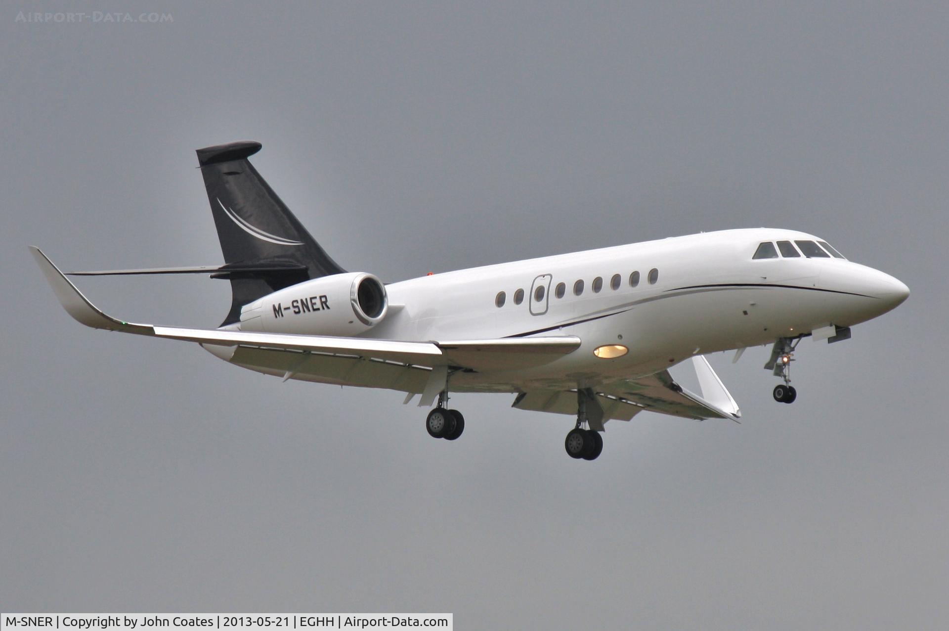 M-SNER, 2006 Dassault Falcon 2000EX C/N 95, Arriving on 08