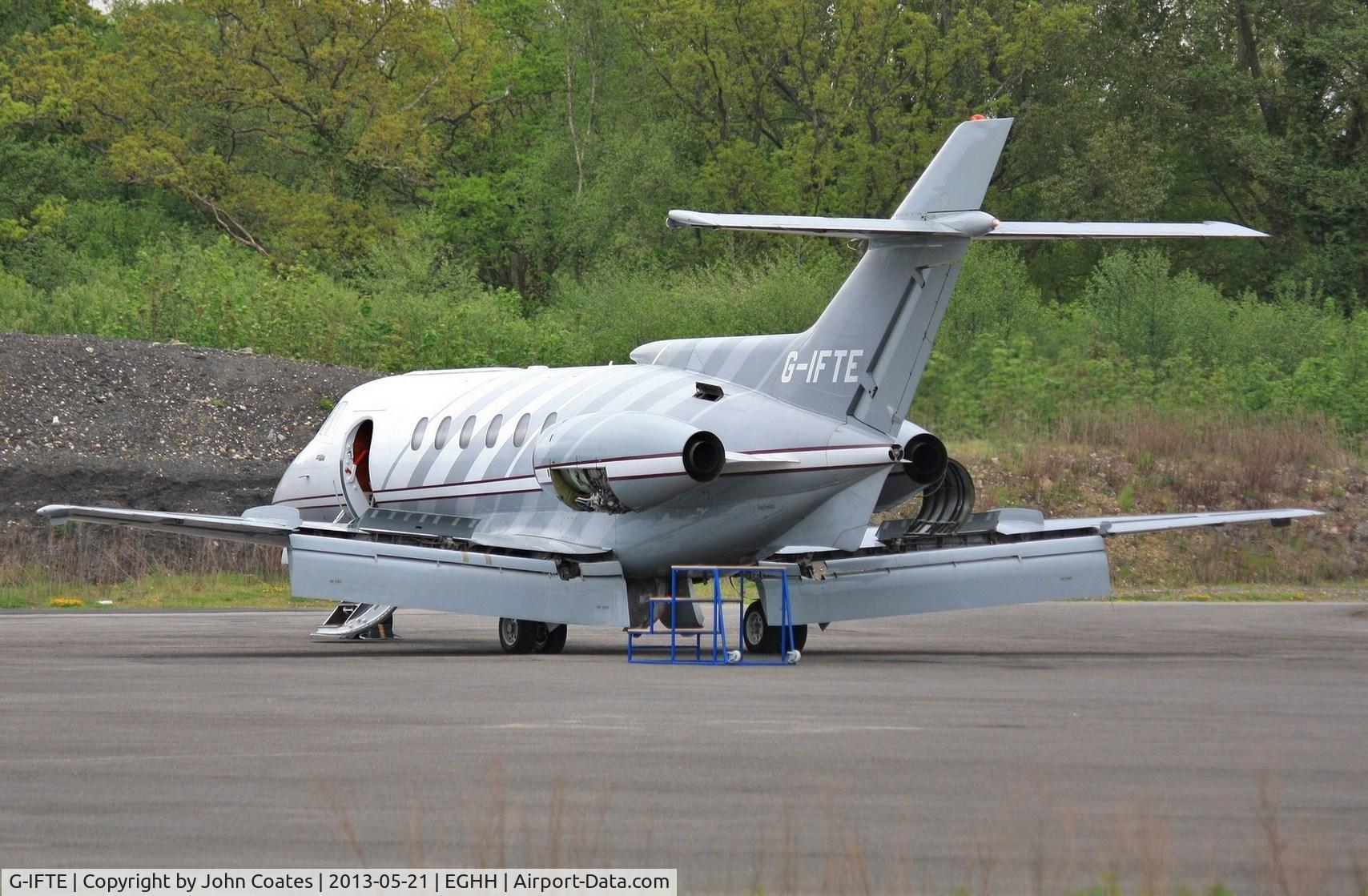 G-IFTE, 1978 British Aerospace HS.125 Series 700B C/N 257037, Receiving attention at JETS