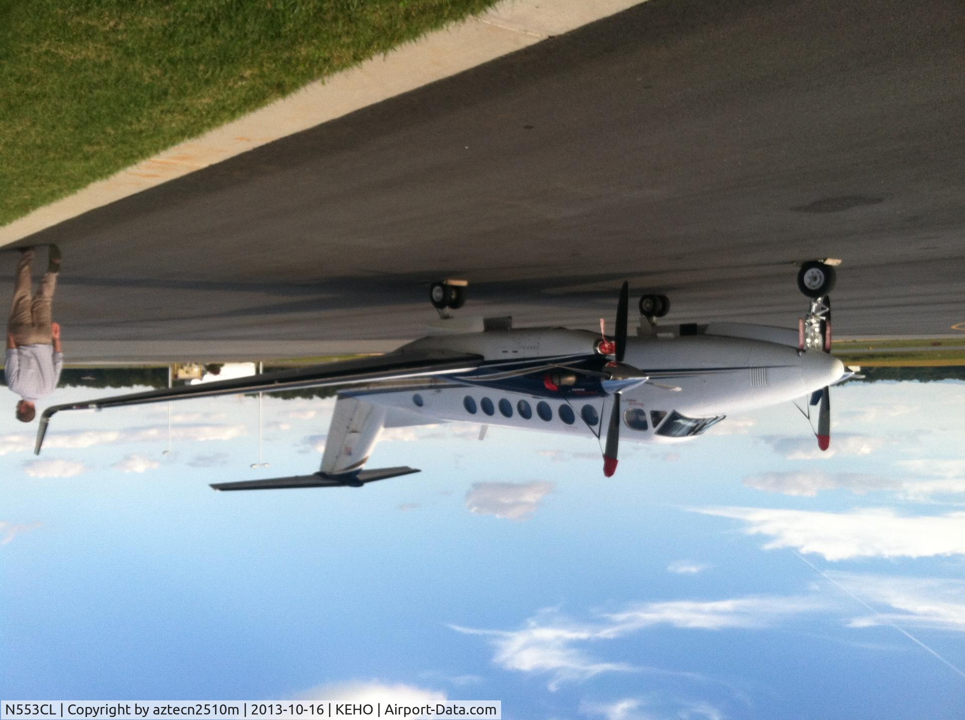 N553CL, 2006 Raytheon Aircraft Company B300 C/N FL-504, A big plane for a small airport.