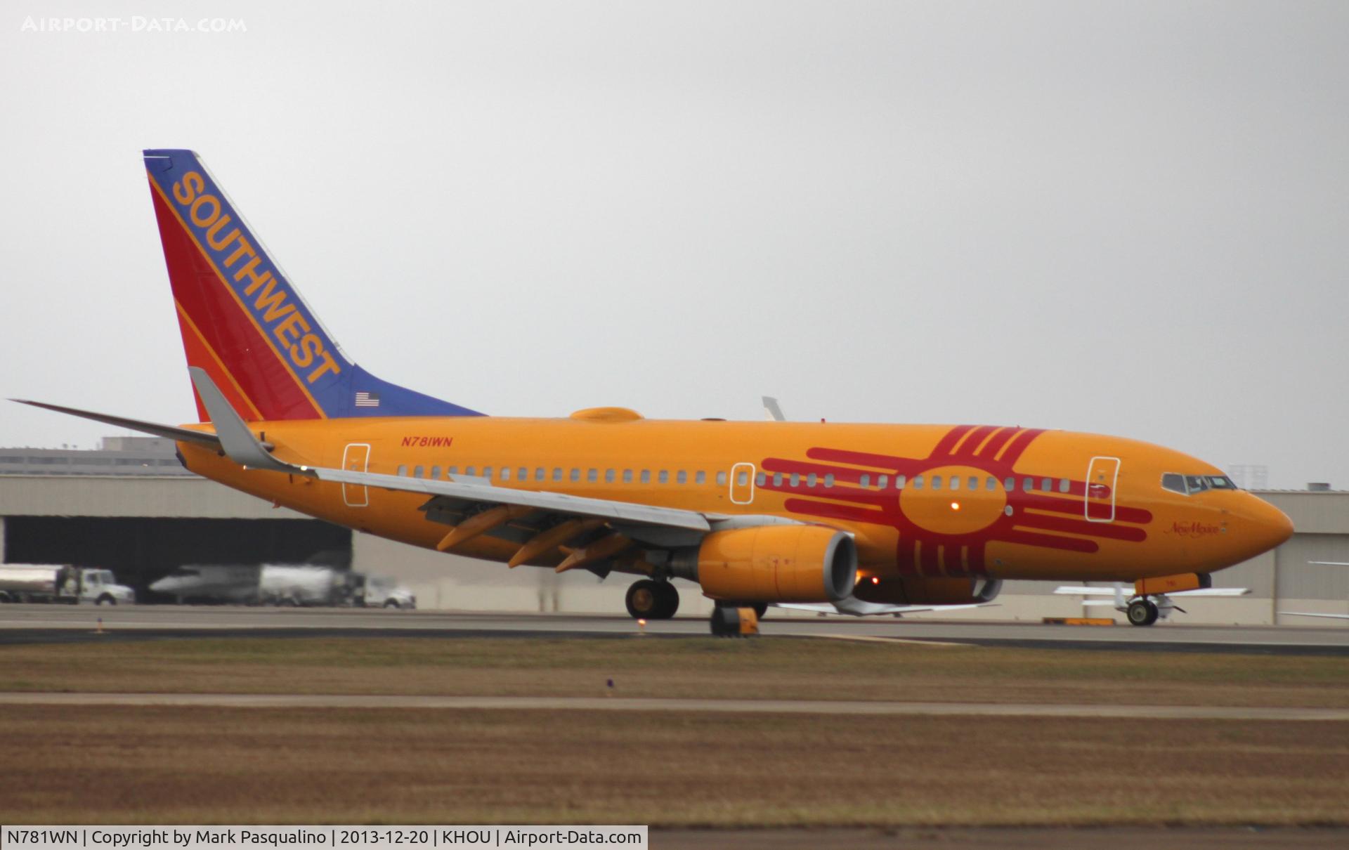 N781WN, 2000 Boeing 737-7H4 C/N 30601, Boeing 737-700