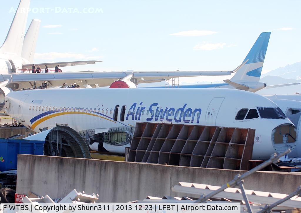 F-WTBS, 1992 Airbus A320-211 C/N 289, Scrapping clearly engaged...