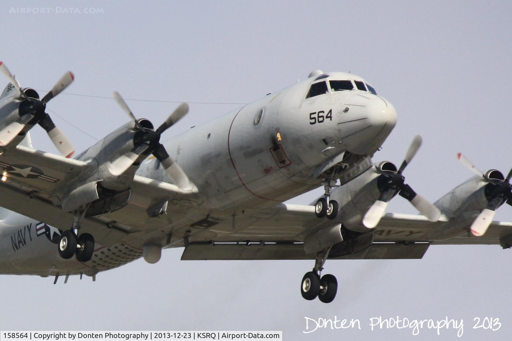 158564, Lockheed P-3C Orion C/N 285A-5573, US Navy P-3 Orion ( 158564) approaches Sarasota-Bradenton International Airport