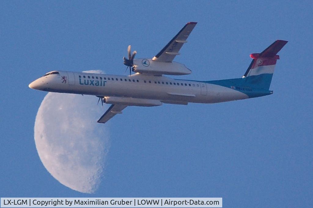 LX-LGM, 2012 De Havilland Canada DHC-8-402Q Dash 8 C/N 4425, Landing runway 11