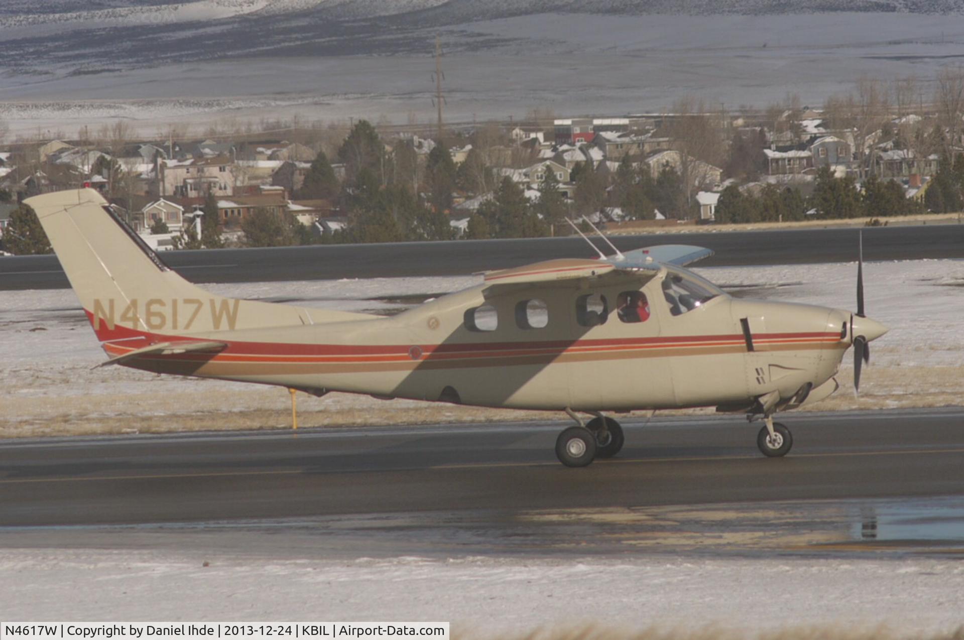 N4617W, 1980 Cessna P210N Pressurised Centurion C/N P21000623, Centurion @ BIL
