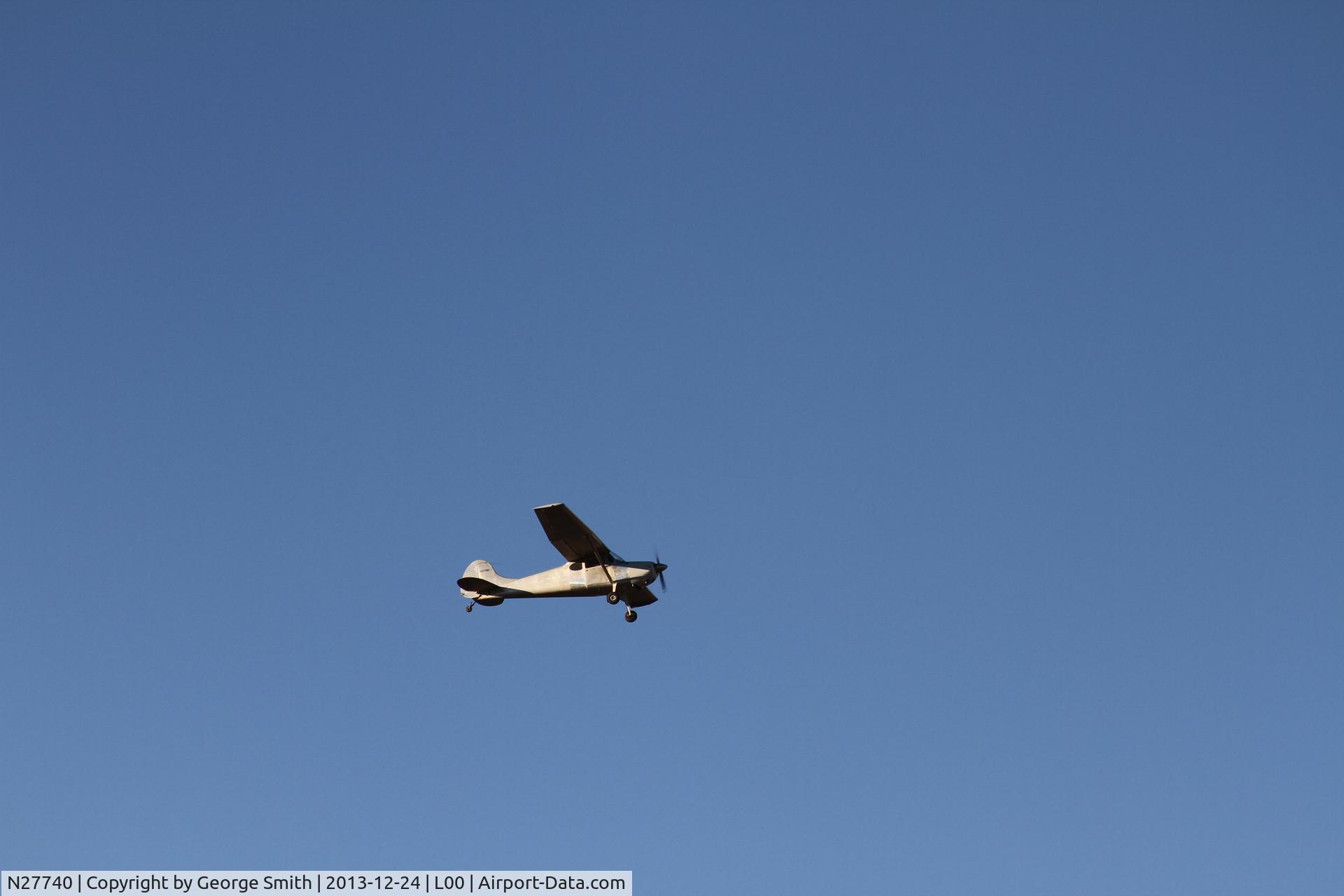 N27740, 1940 Stinson 10 C/N 7690, Flying over my house in Rosamond, CA