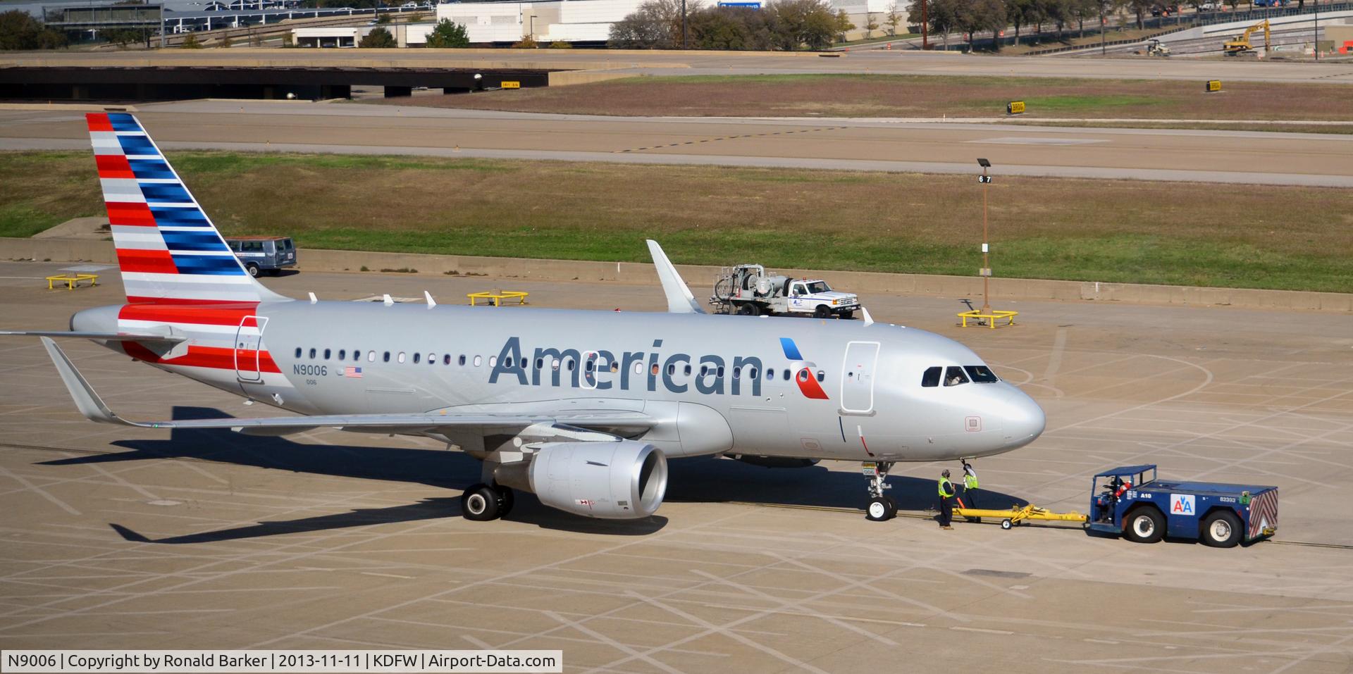 N9006, 2013 Airbus A319-115 C/N 5761, Towed DFW