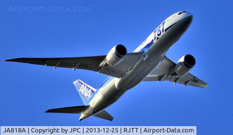 JA818A, 2012 Boeing 787-8 Dreamliner C/N 42243, Taking Off, Xmas morning