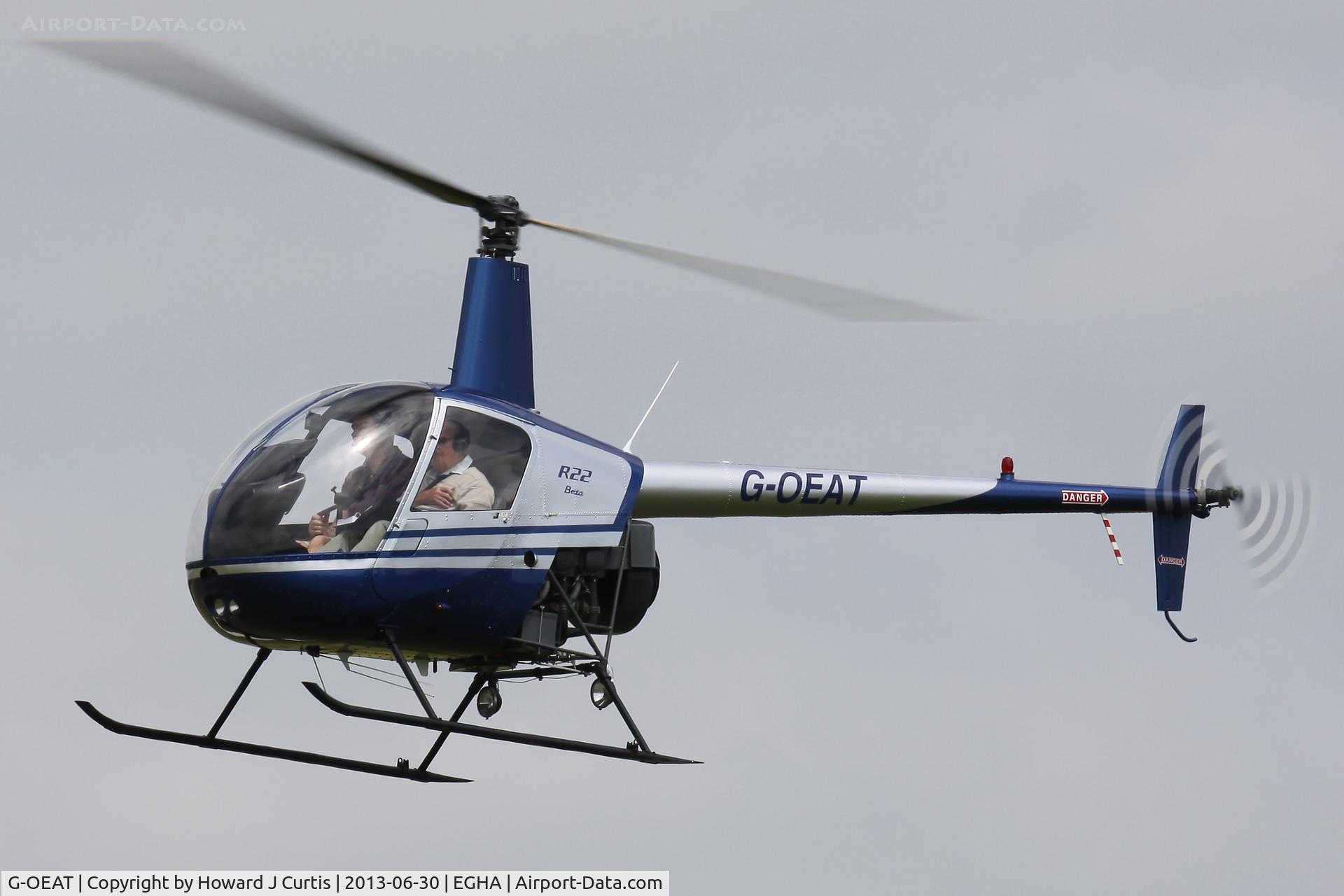 G-OEAT, 1987 Robinson R22 Beta C/N 0650, Privately owned, at the Pooley's Day Fly-In.