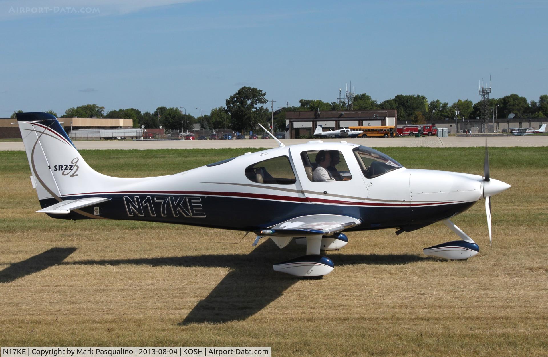 N17KE, 2005 Cirrus SR22 G2 C/N 1358, Cirrus SR22