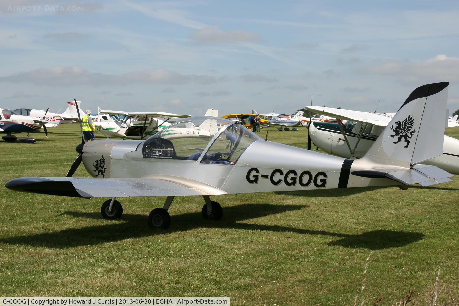 G-CGOG, 2010 Aerotechnik EV-97A Eurostar C/N LAA 315A-14980, Privately owned, at the Pooley's Day Fly-In.