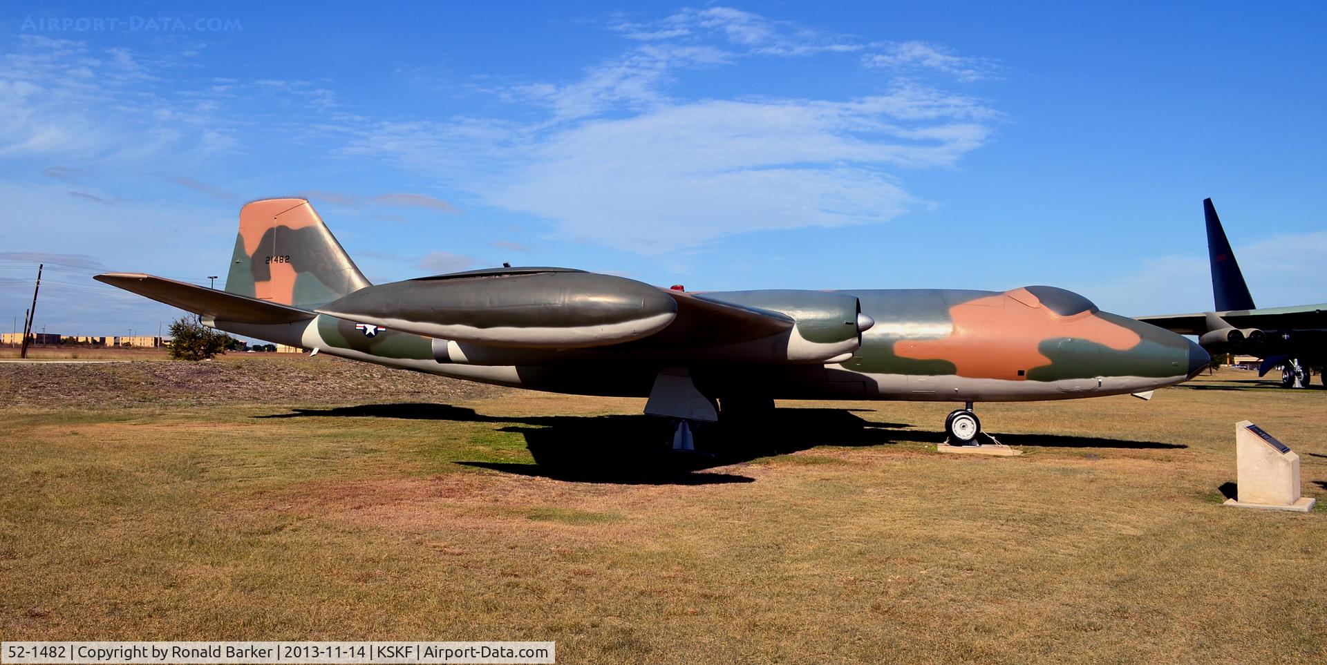 52-1482, 1952 Martin RB-57A Canberra C/N 065, LMTC, TX