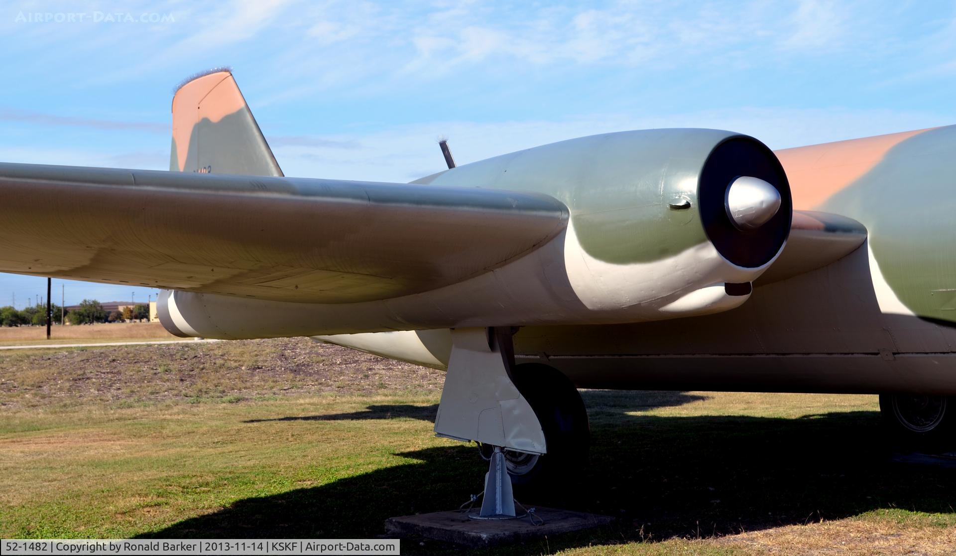 52-1482, 1952 Martin RB-57A Canberra C/N 065, Number 2 engine narcel as seen from the front, LMTC, TX