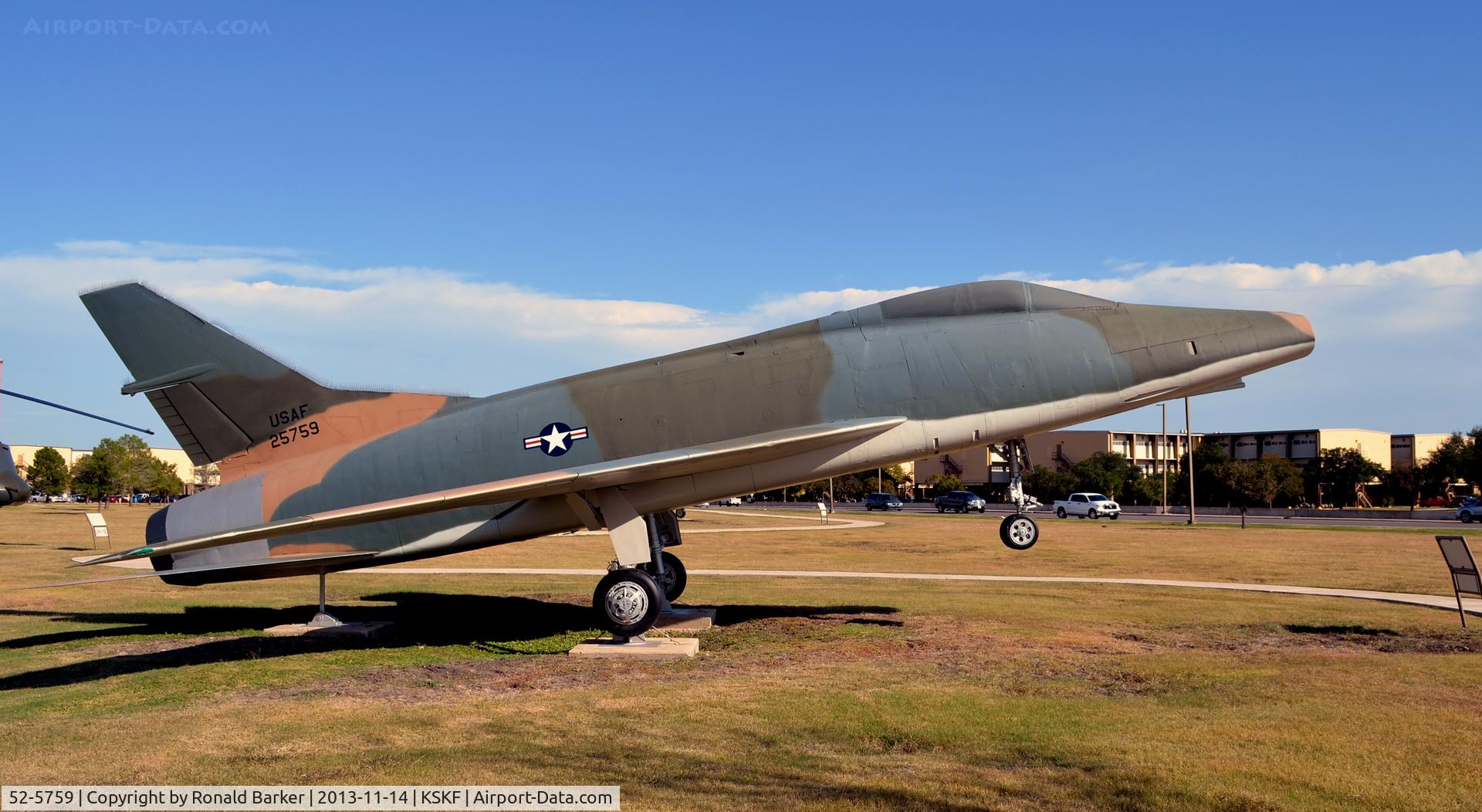 52-5759, 1952 North American F-100A Super Sabre C/N 192-4, LMTC, TX