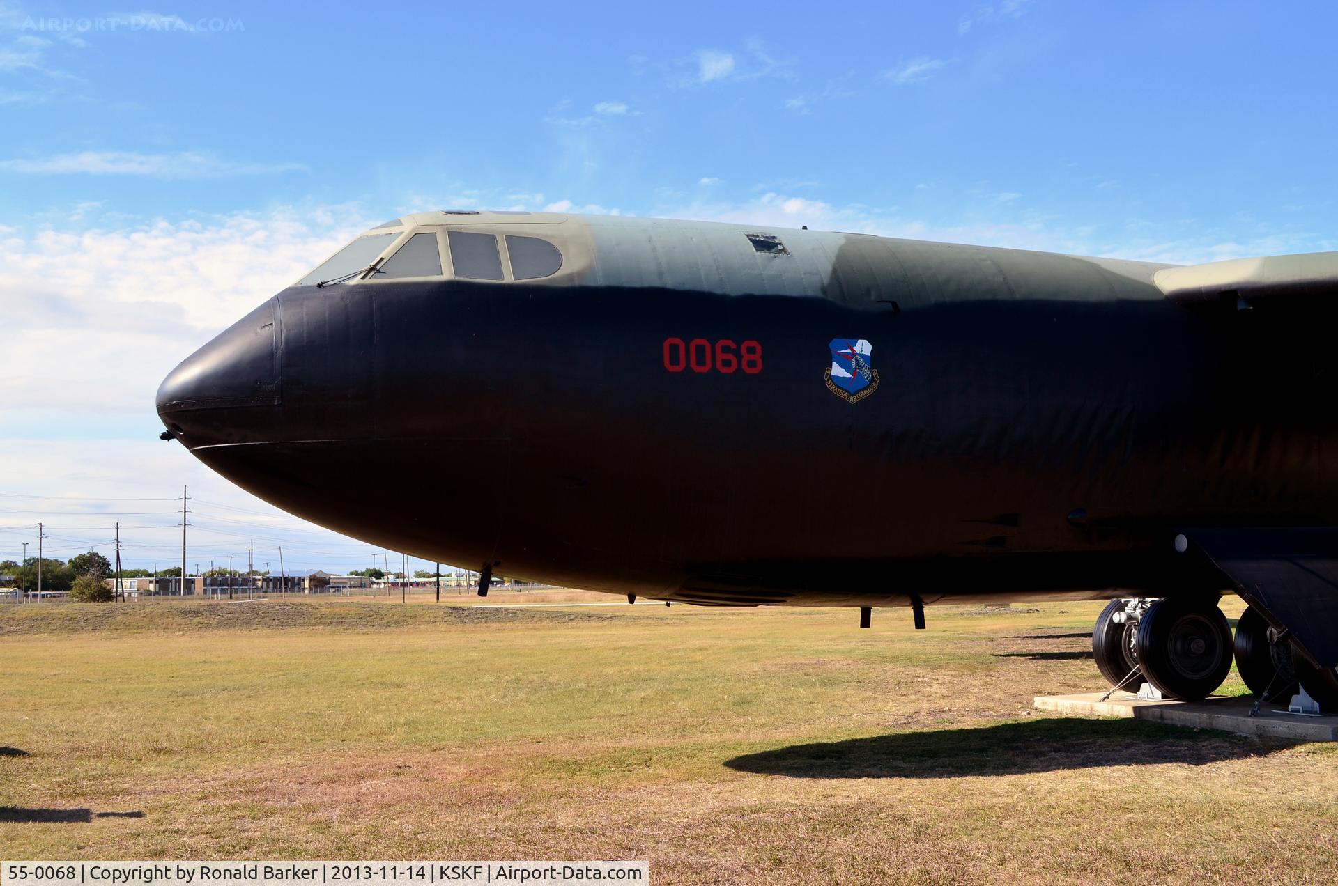 55-0068, 1955 Boeing B-52D-55-BO Stratofortress C/N 17184, Nose, LMTC, TX