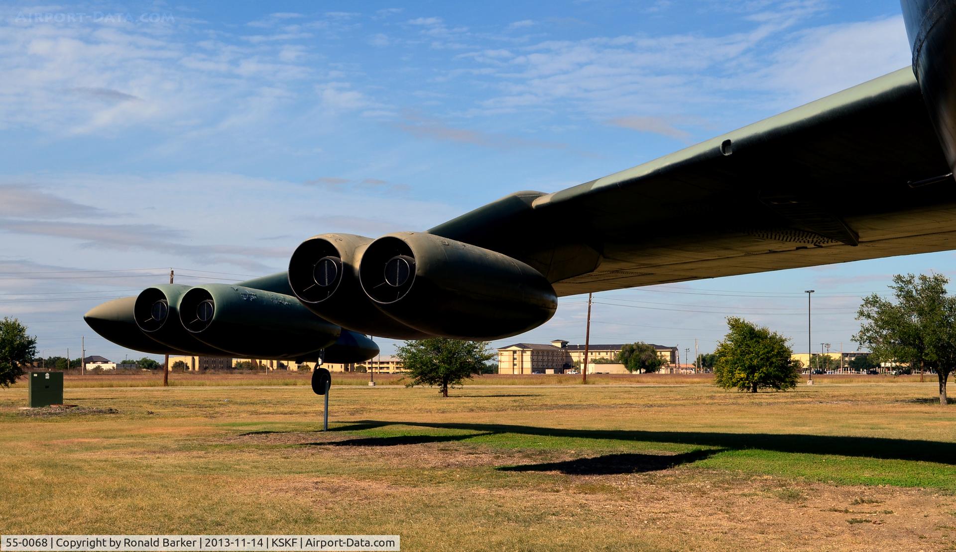 55-0068, 1955 Boeing B-52D-55-BO Stratofortress C/N 17184, Left wing, LMTC, TX