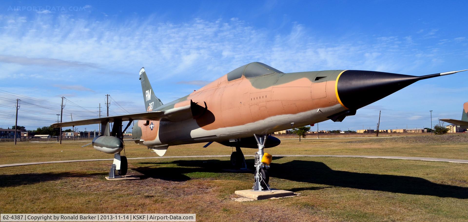 62-4387, 1962 Republic F-105D Thunderchief C/N D586, LMTC, TX