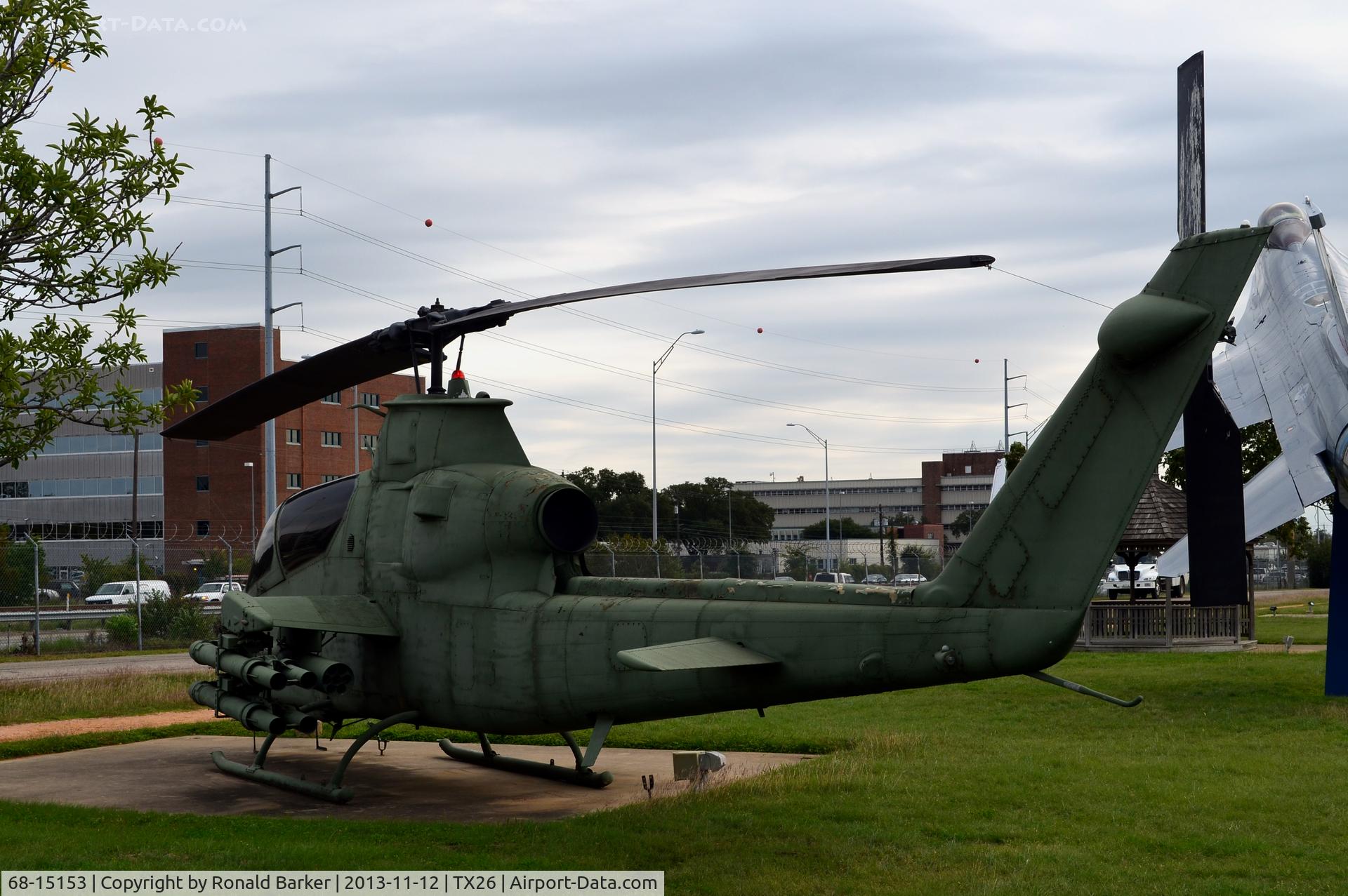 68-15153, 1968 Bell AH-1G Cobra C/N 20687, Camp Mabry, TX