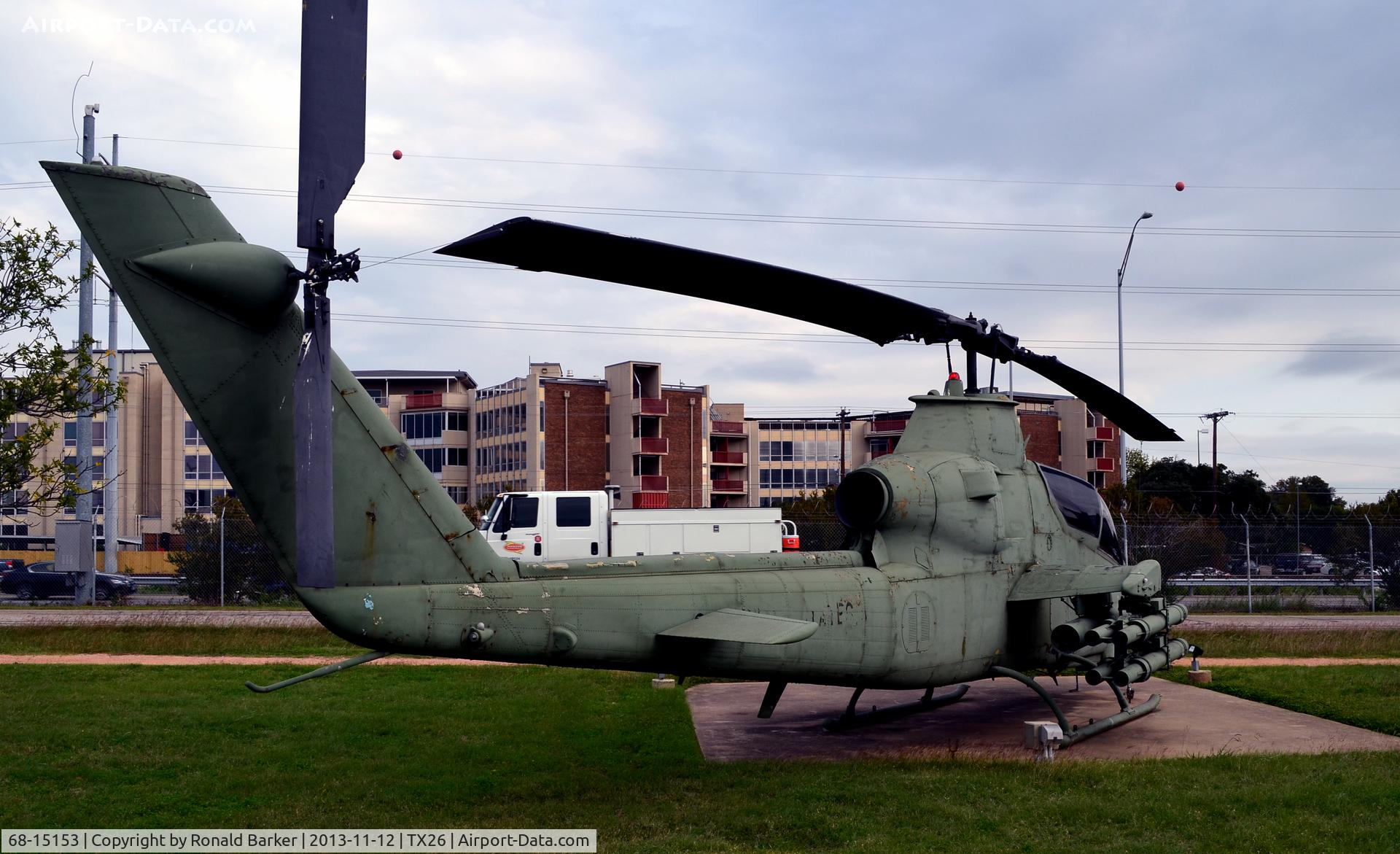 68-15153, 1968 Bell AH-1G Cobra C/N 20687, Camp Mabry, TX